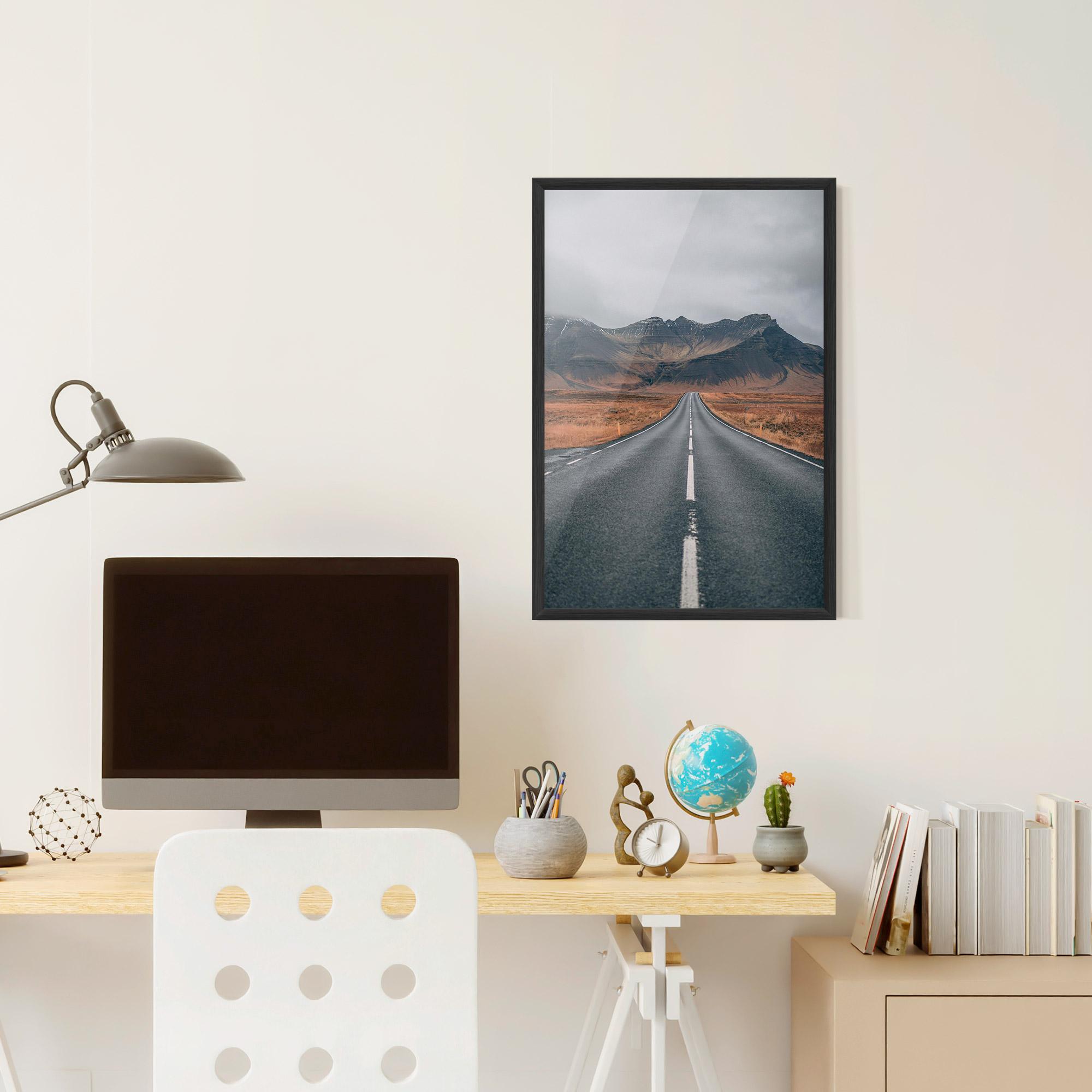 Gerahmte Poster Country Roads mockup 6