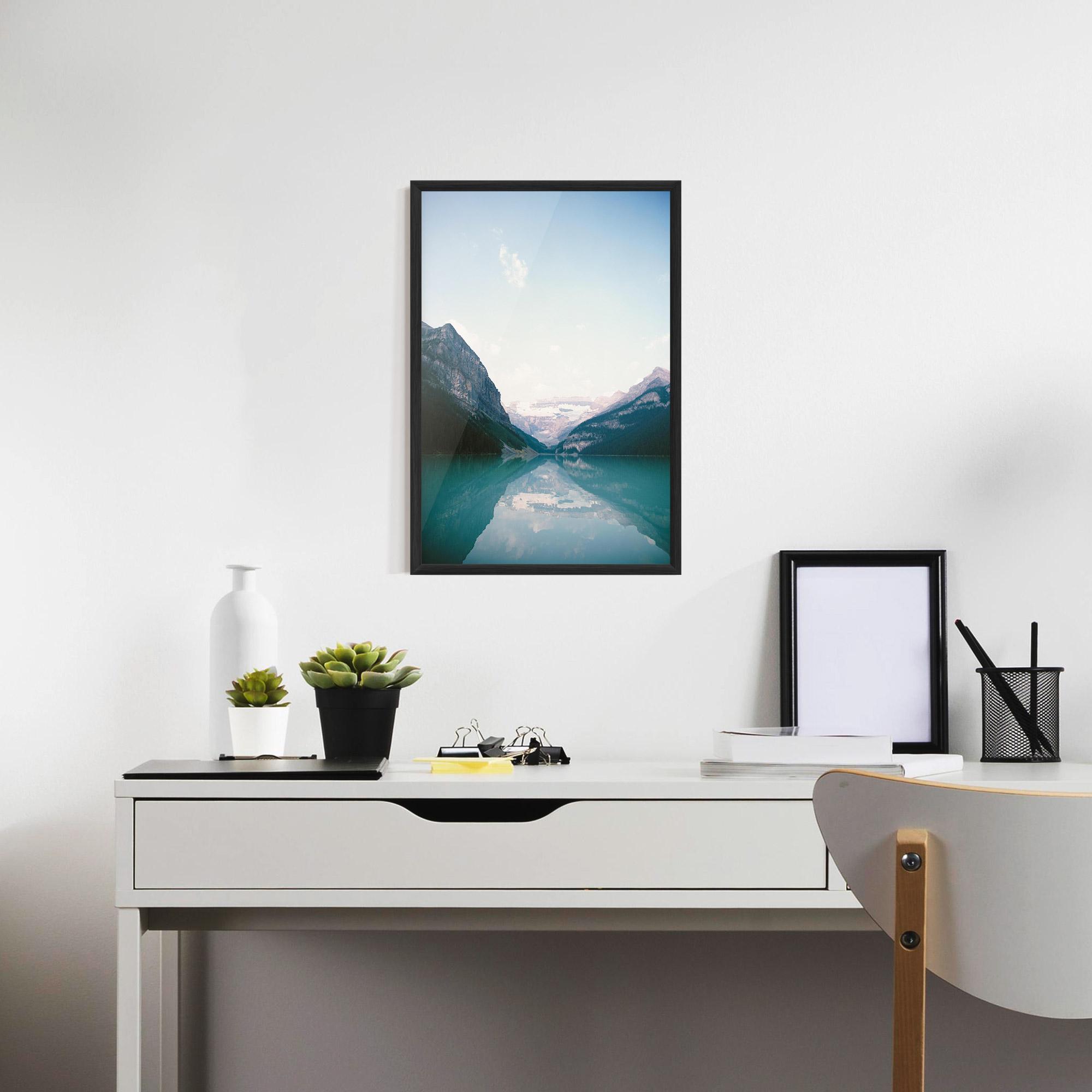 Gerahmte Poster Mountain Valley mockup 7