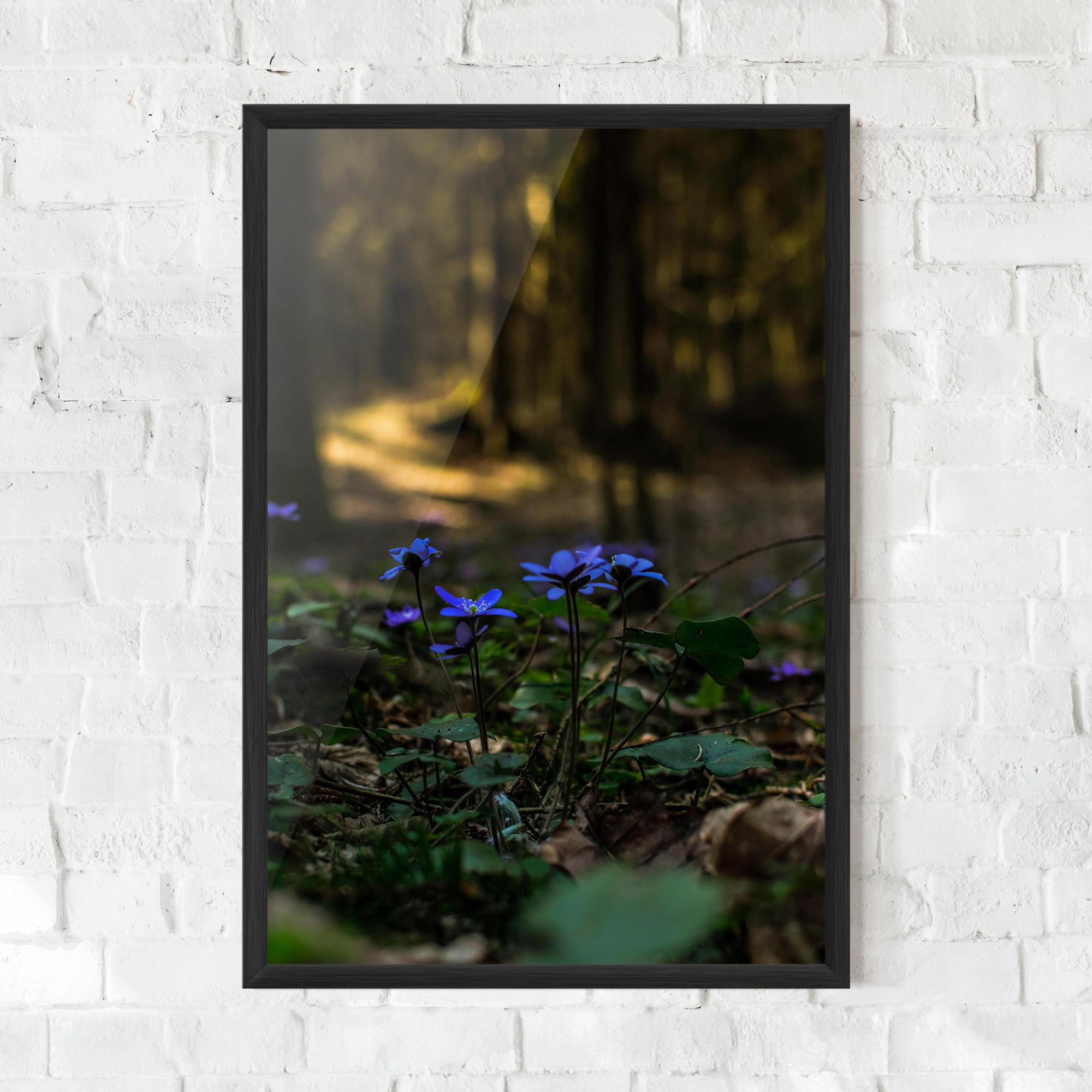 Gerahmte Poster Purple Flower Forest mockup 0