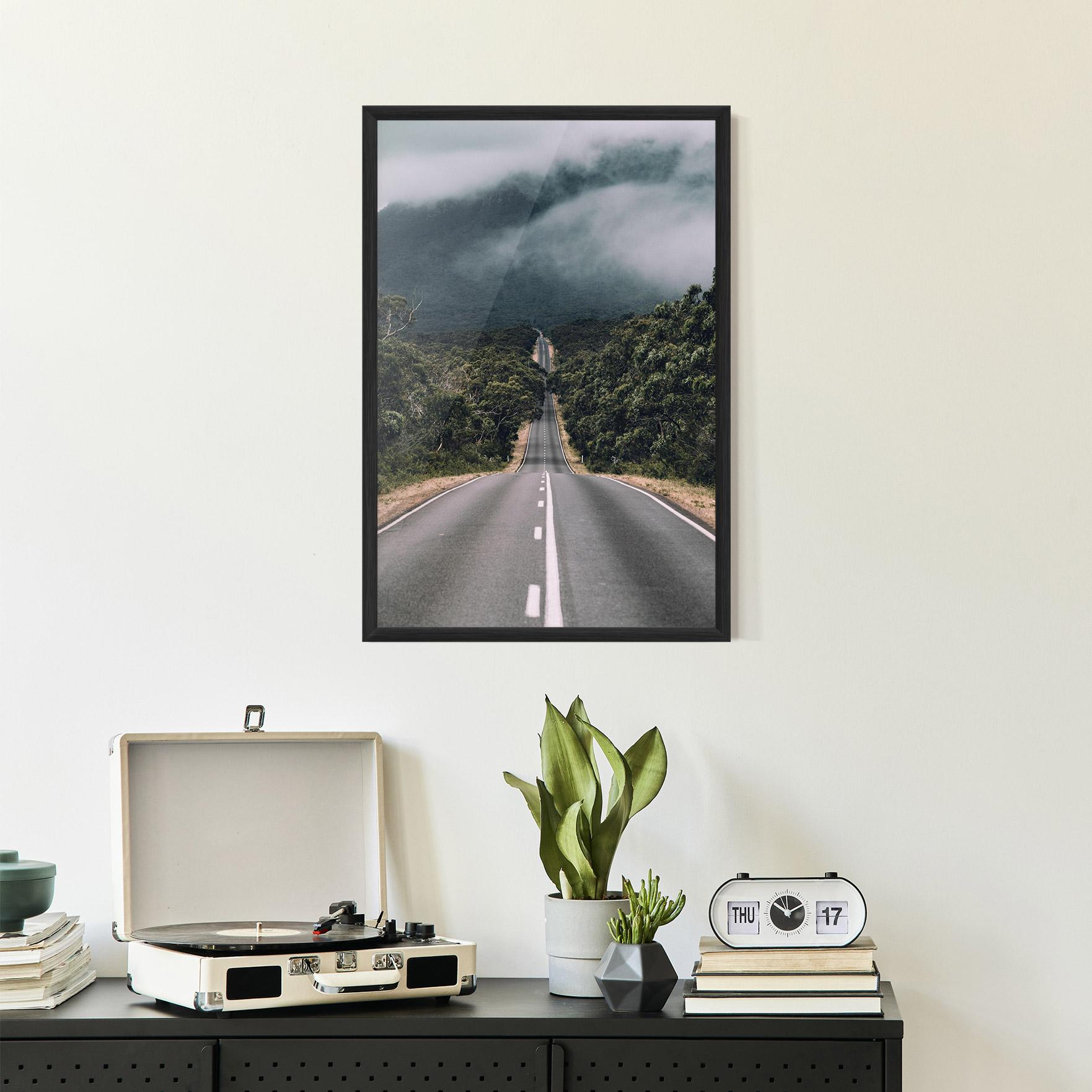Gerahmte Poster Forest Driving Road mockup 2