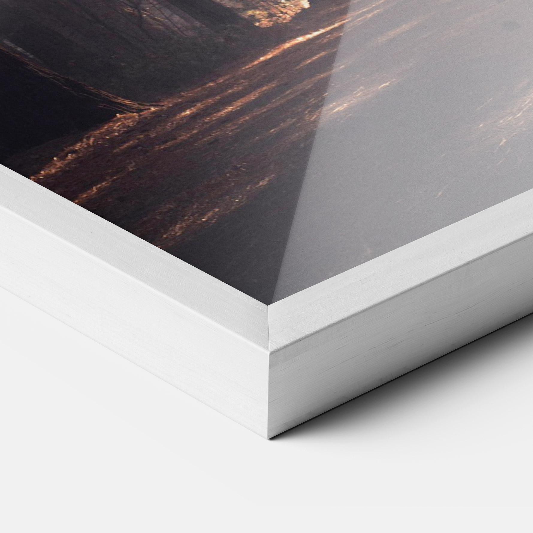 Gerahmte Poster Foggy Couple Forest mockup 3