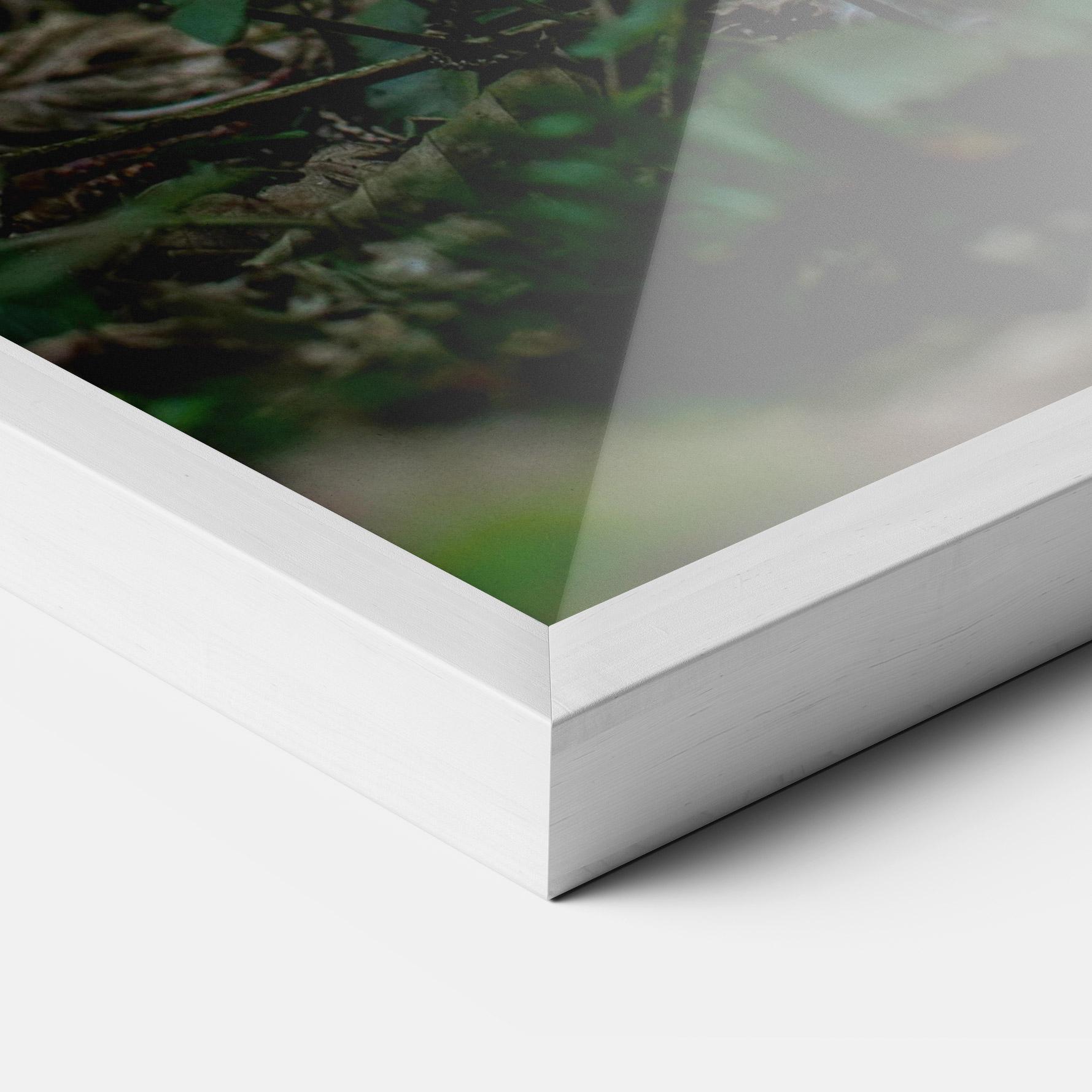 Gerahmte Poster Purple Flower Forest mockup 3