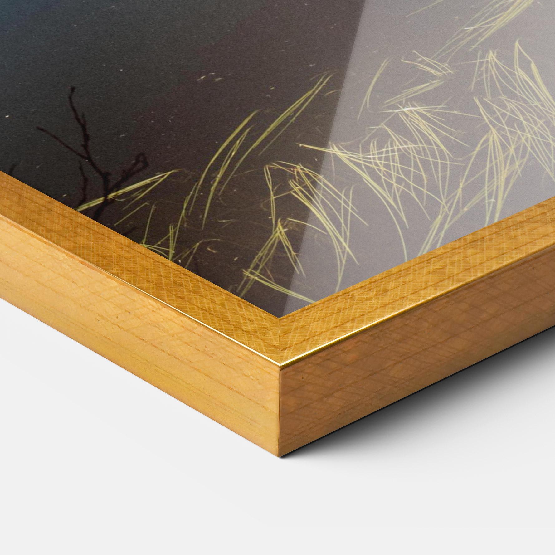 Gerahmte Poster Big Lake Mountain mockup 3