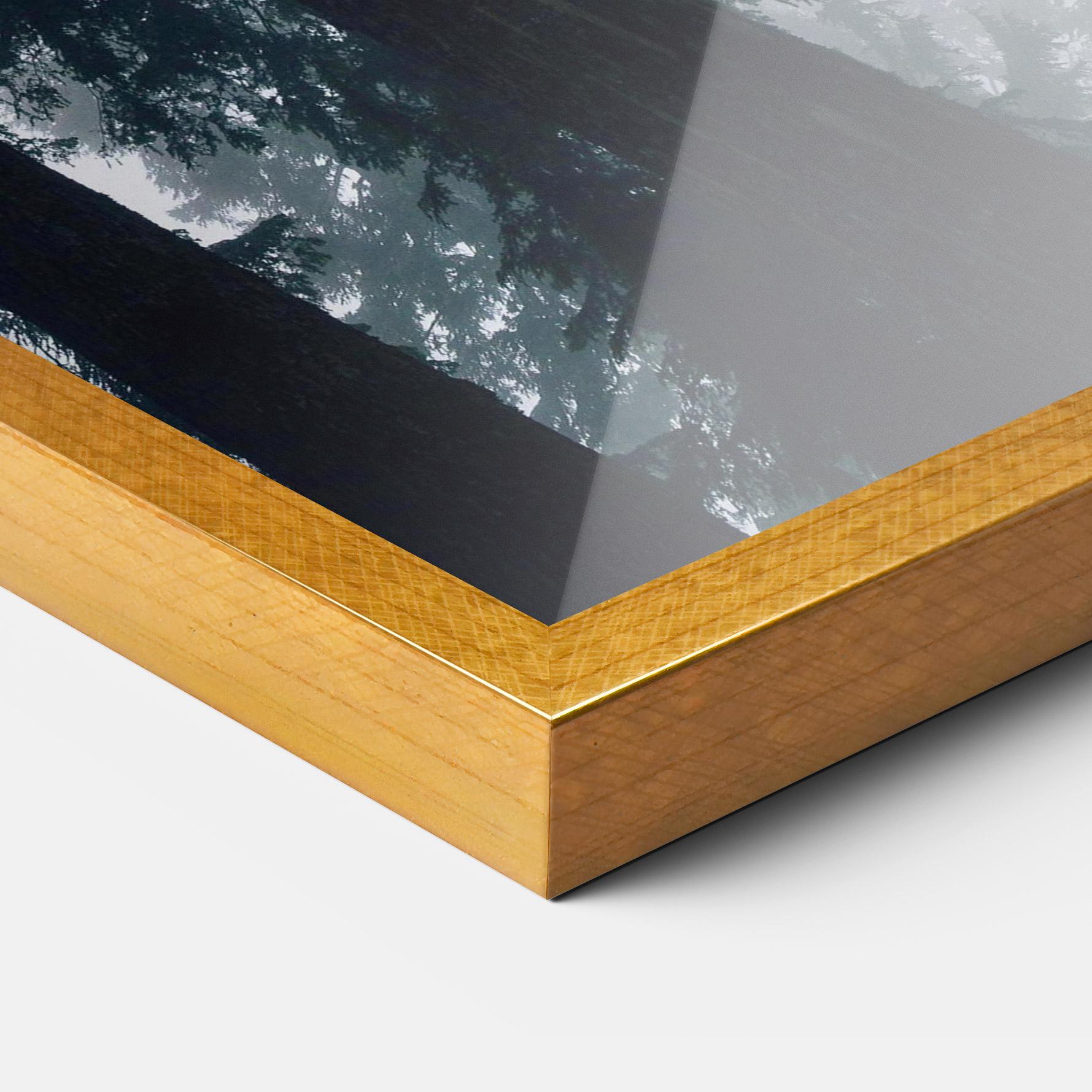 Gerahmte Poster Foggy Big Trees mockup 3