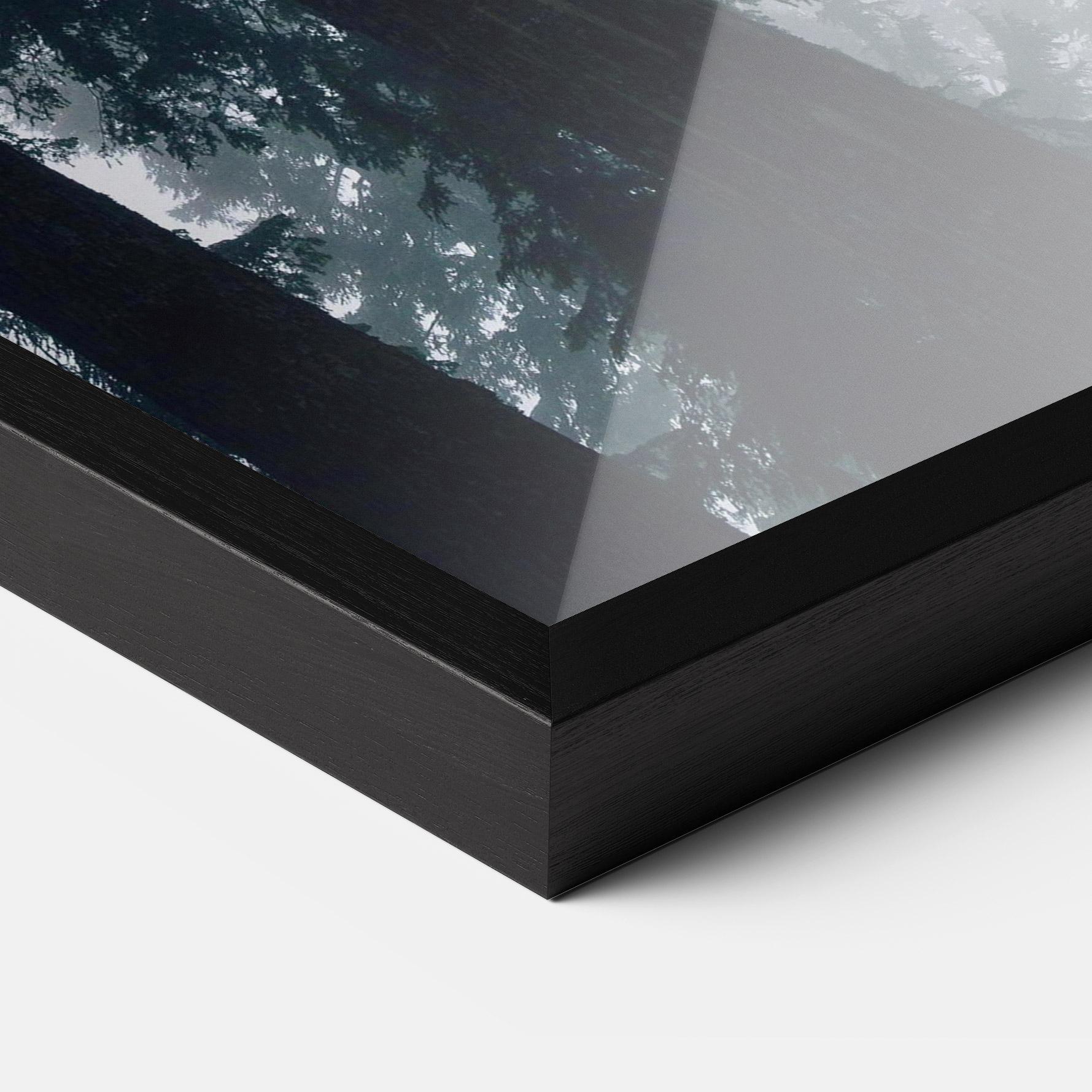 Gerahmte Poster Foggy Big Trees mockup 3