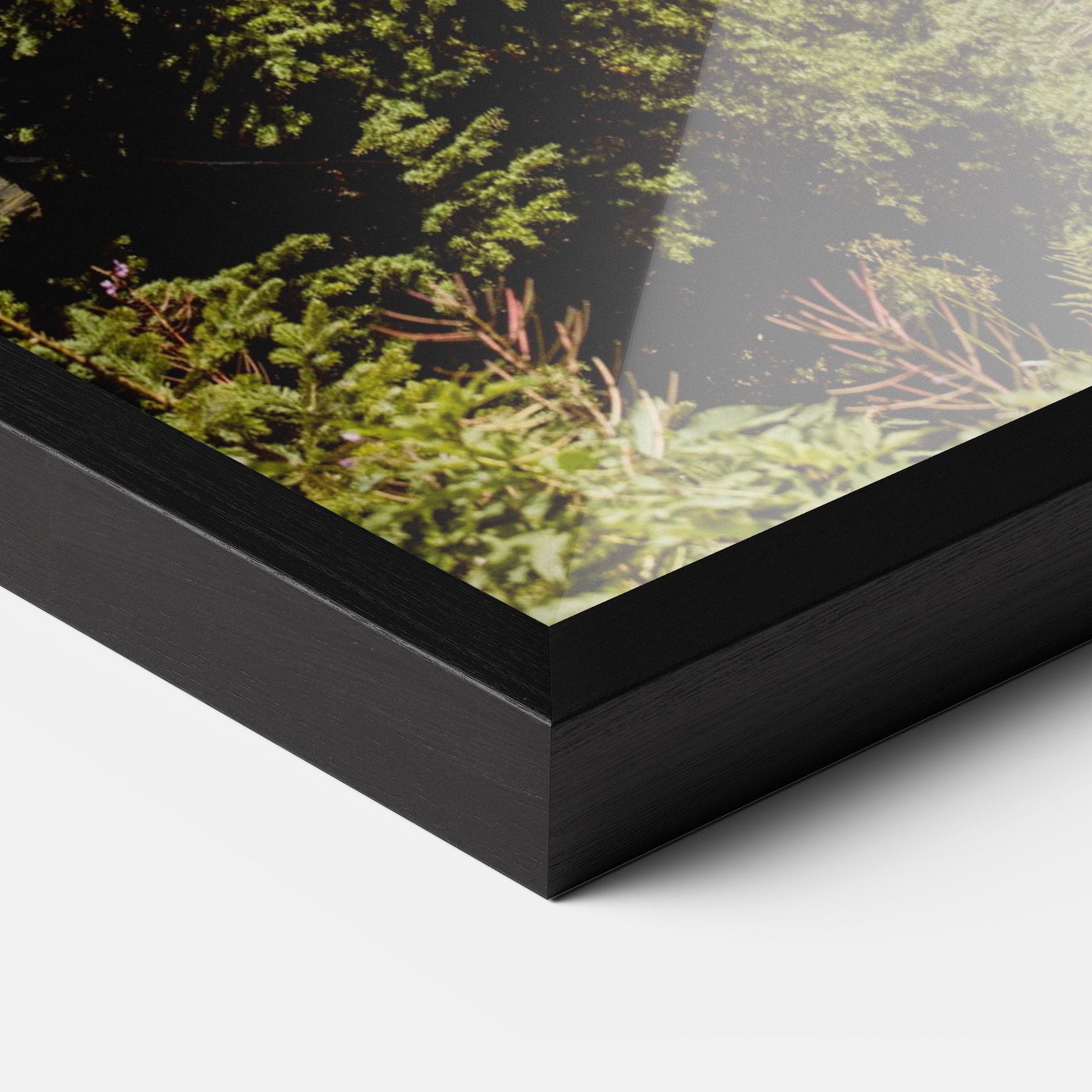 Gerahmte Poster Forest Snow Mountain mockup 3