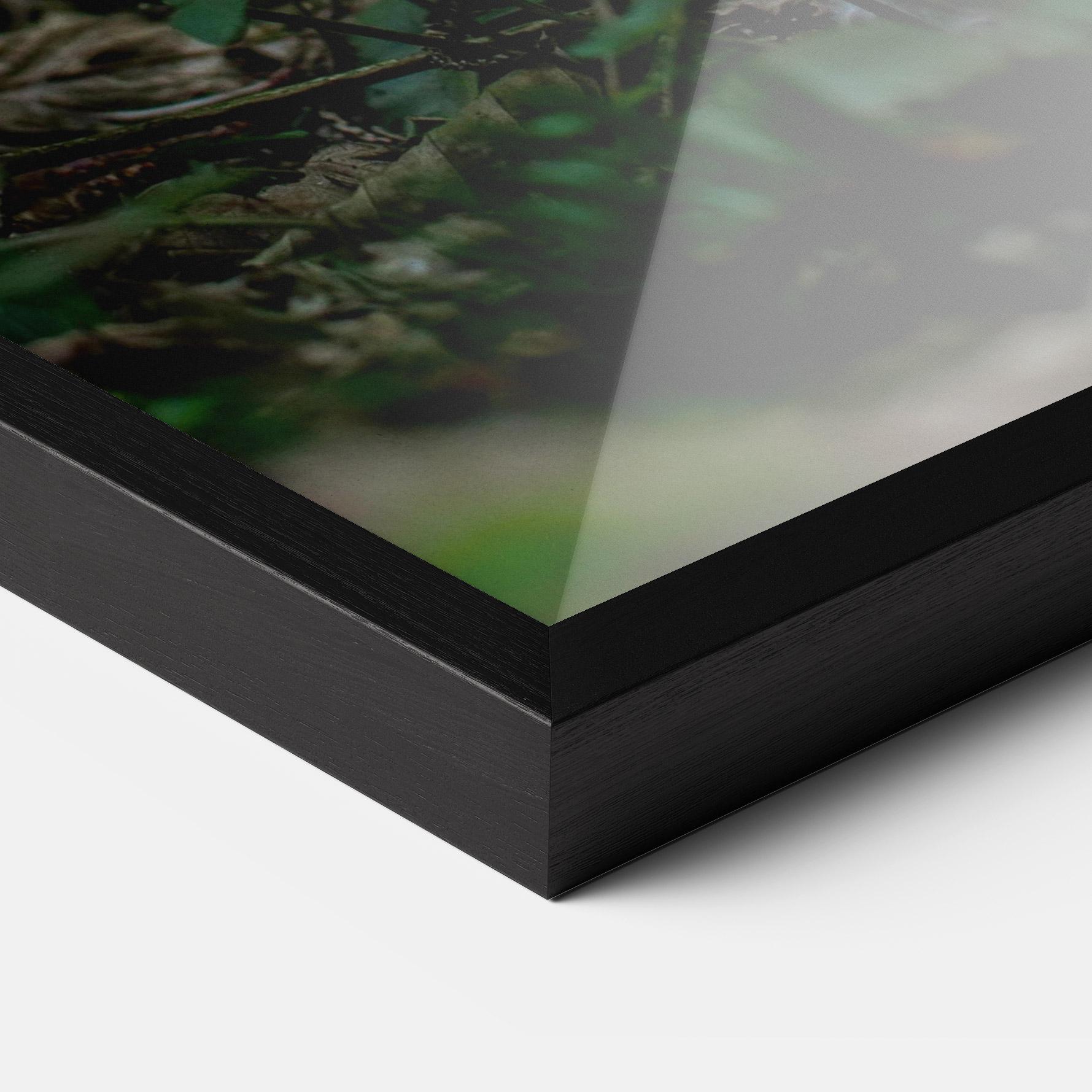 Gerahmte Poster Purple Flower Forest mockup 3