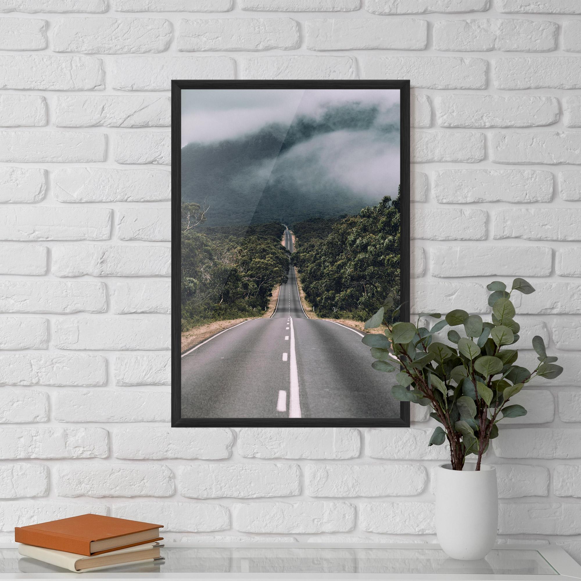 Gerahmte Poster Forest Driving Road mockup 5