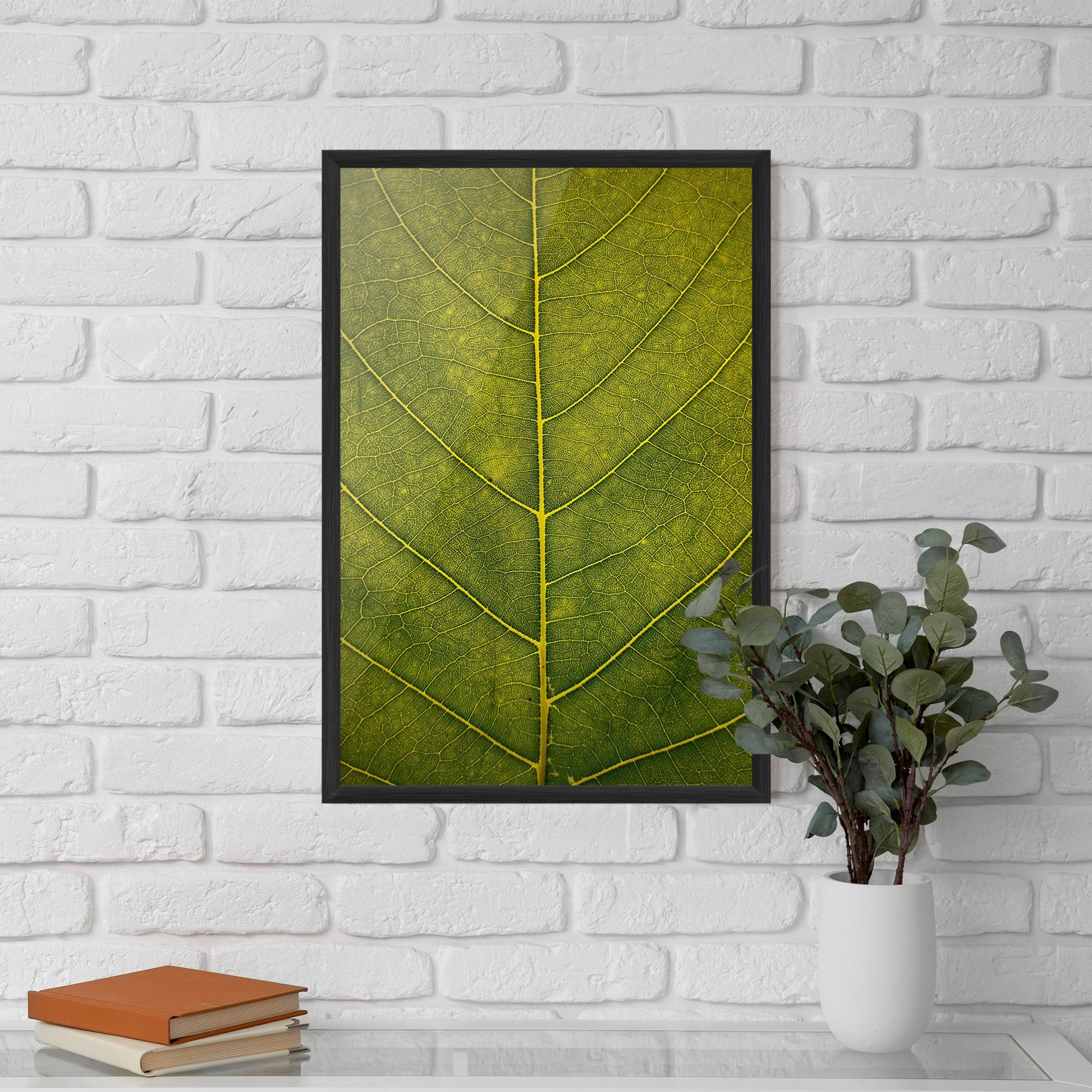 Gerahmte Poster Leaf Closeup Forest mockup 5