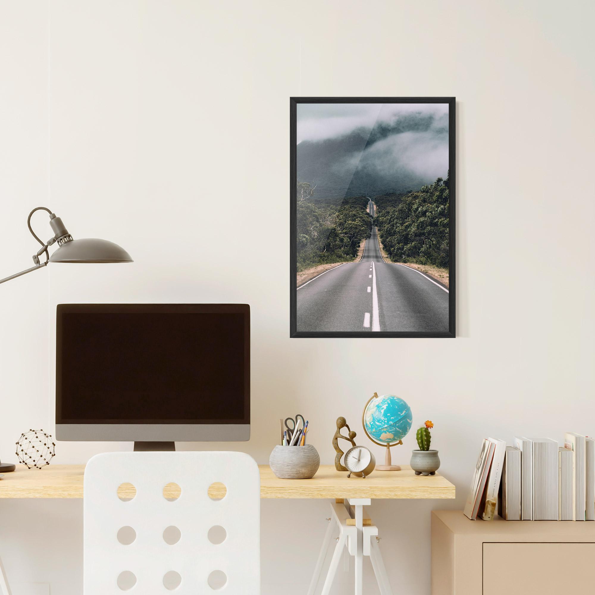 Gerahmte Poster Forest Driving Road mockup 6