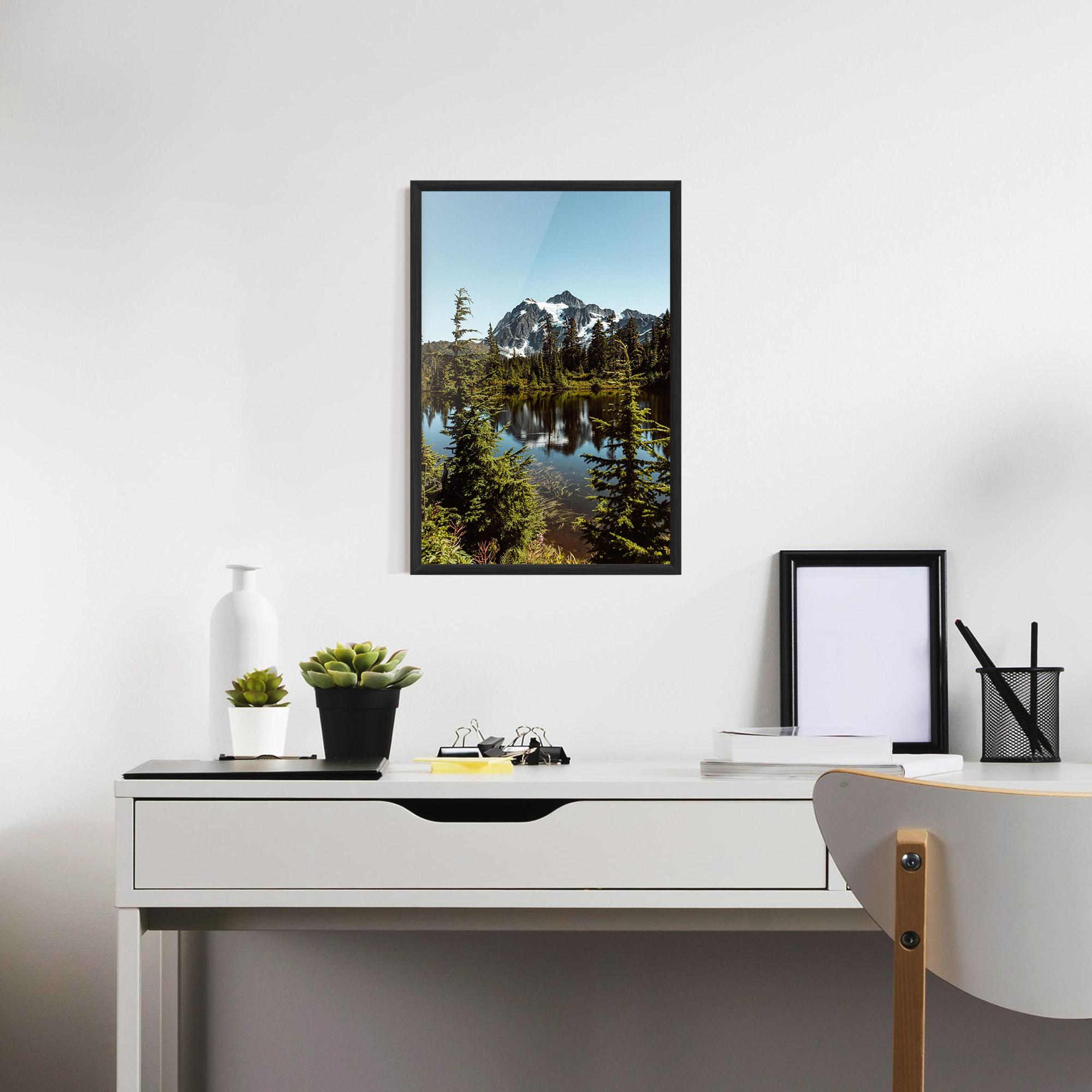 Gerahmte Poster Forest Snow Mountain mockup 7