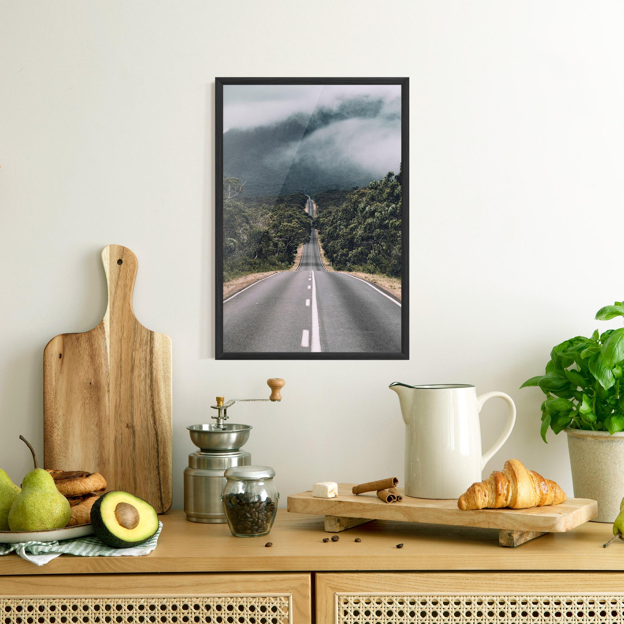 Gerahmte Poster Forest Driving Road mockup 8