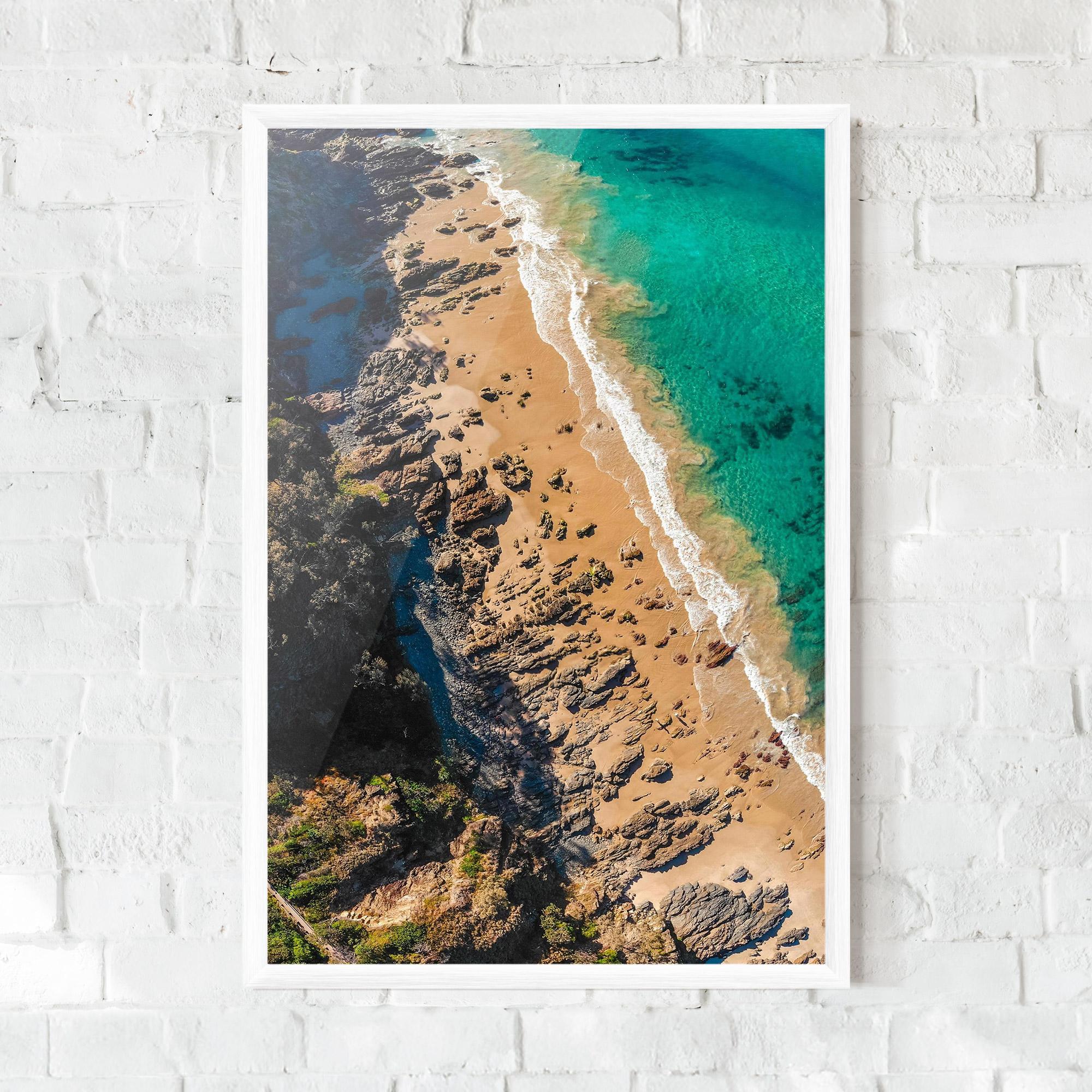 Gerahmte Poster Rocky Beach mockup 0