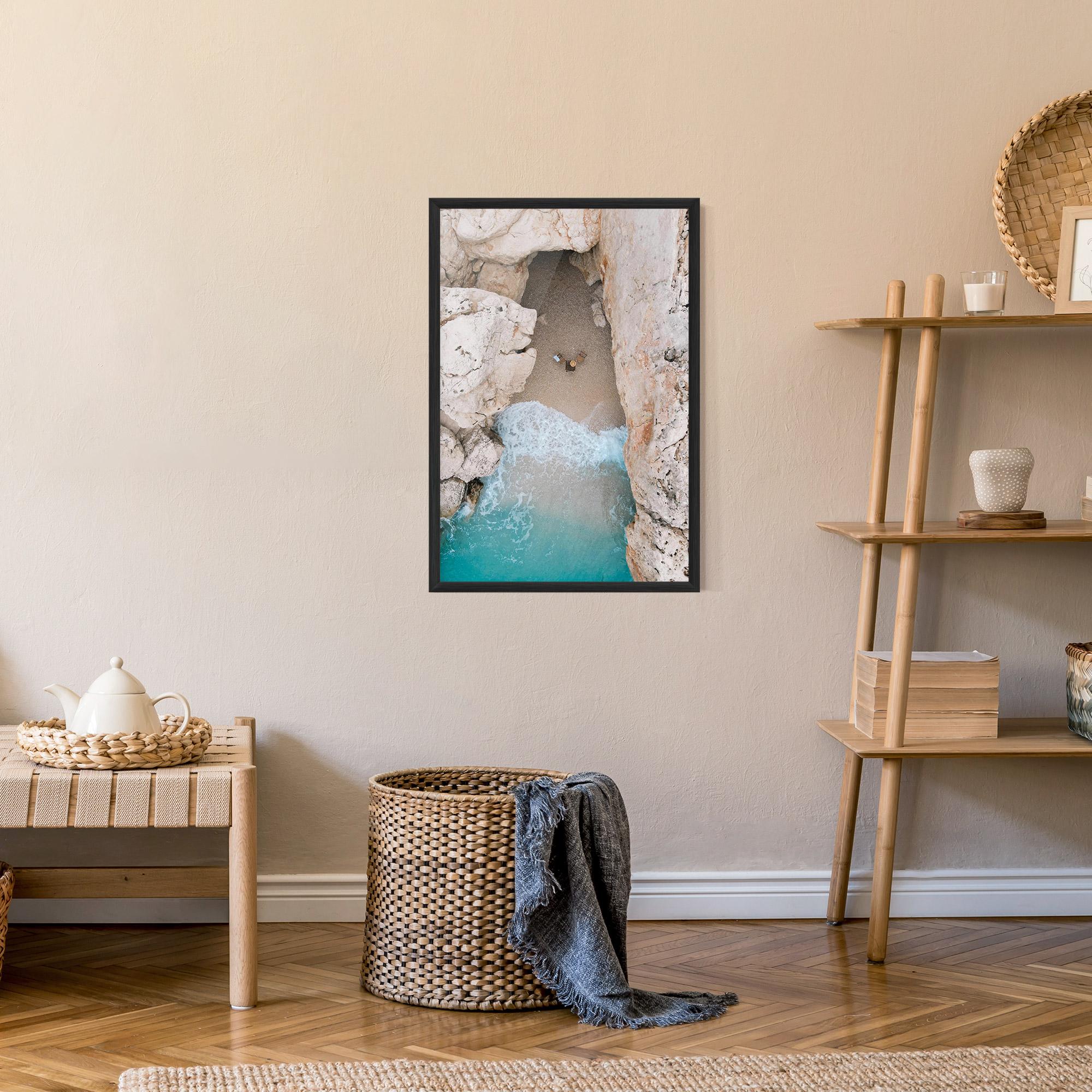 Gerahmte Poster Private White Cave mockup 9