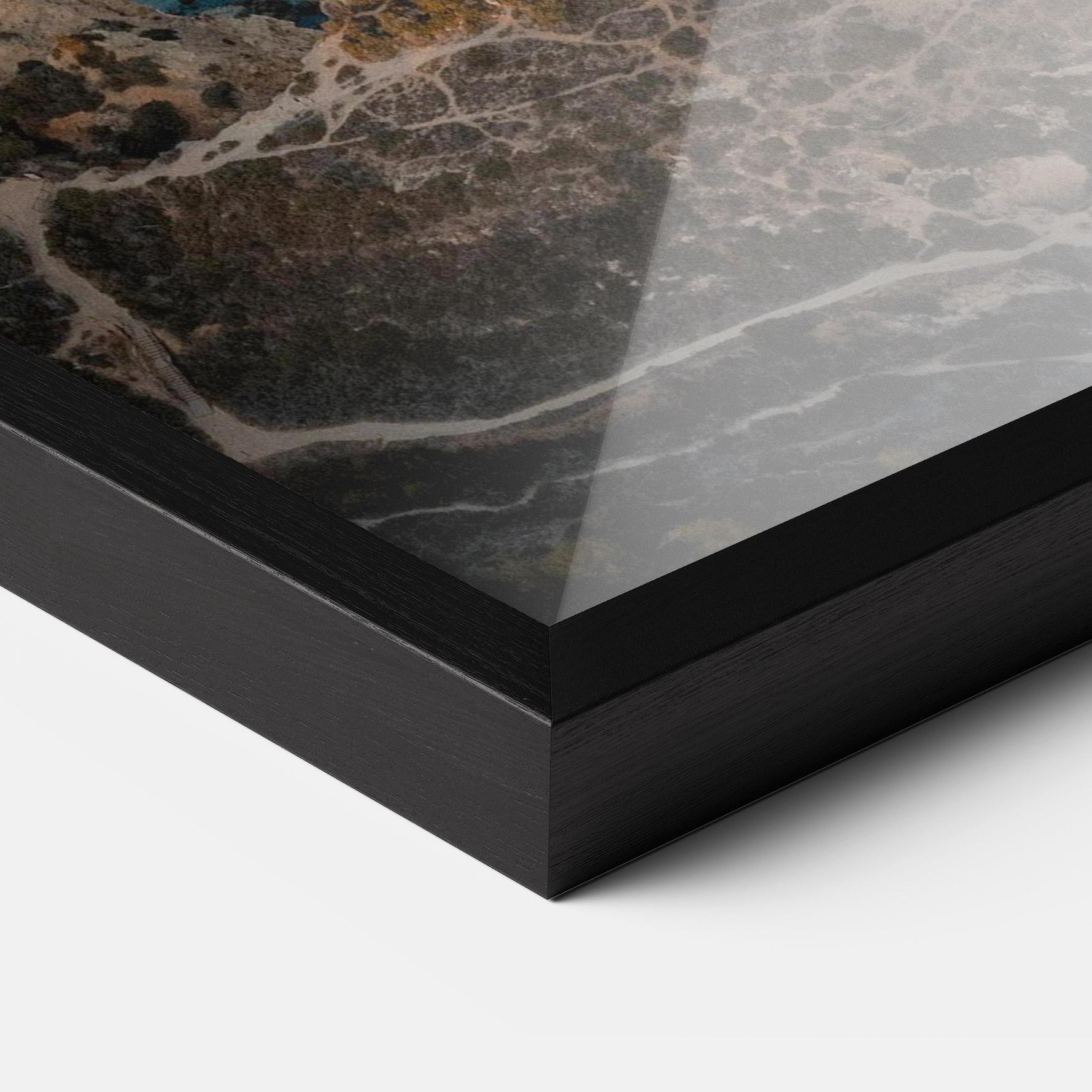 Gerahmte Poster Water Landscape mockup 3