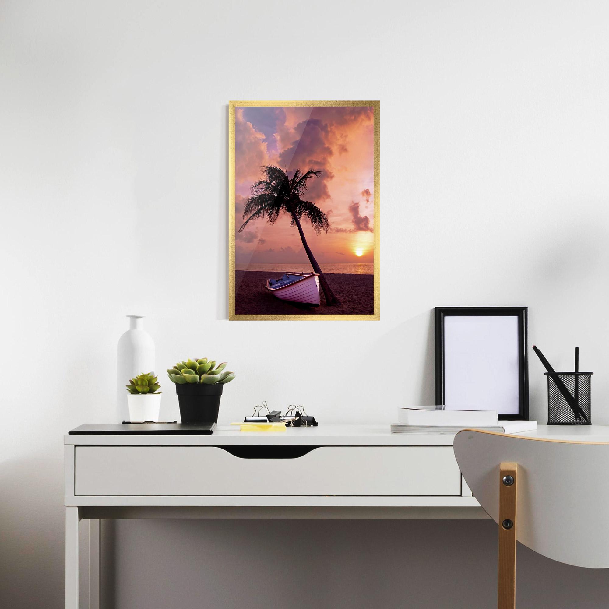 Gerahmte Poster Boat Purple Sunset mockup 7