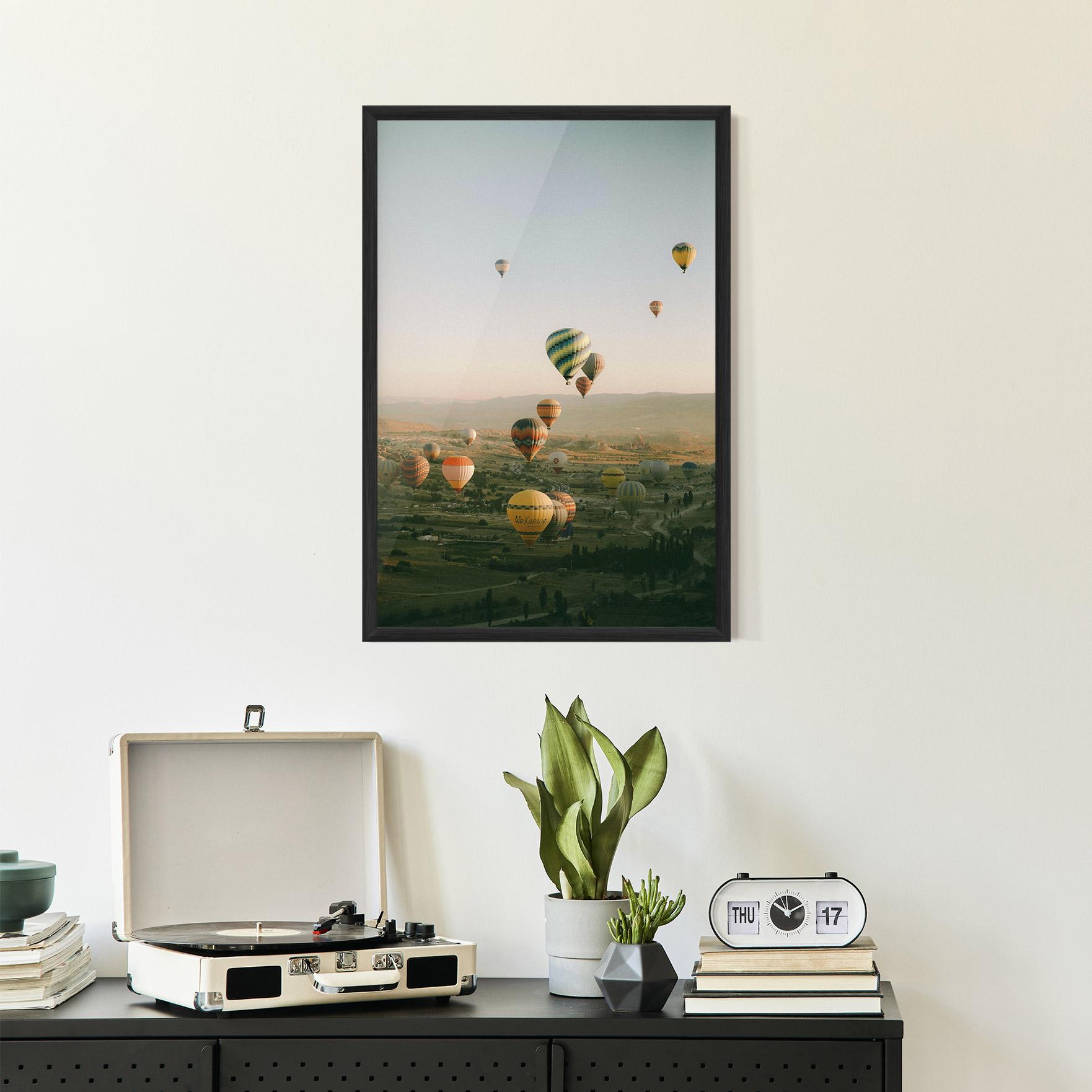 Gerahmte Poster Hot Ballons mockup 2