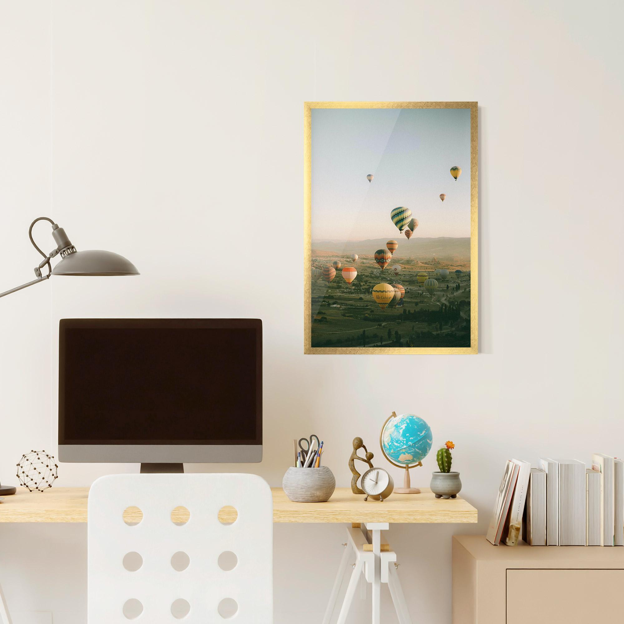 Gerahmte Poster Hot Ballons mockup 6