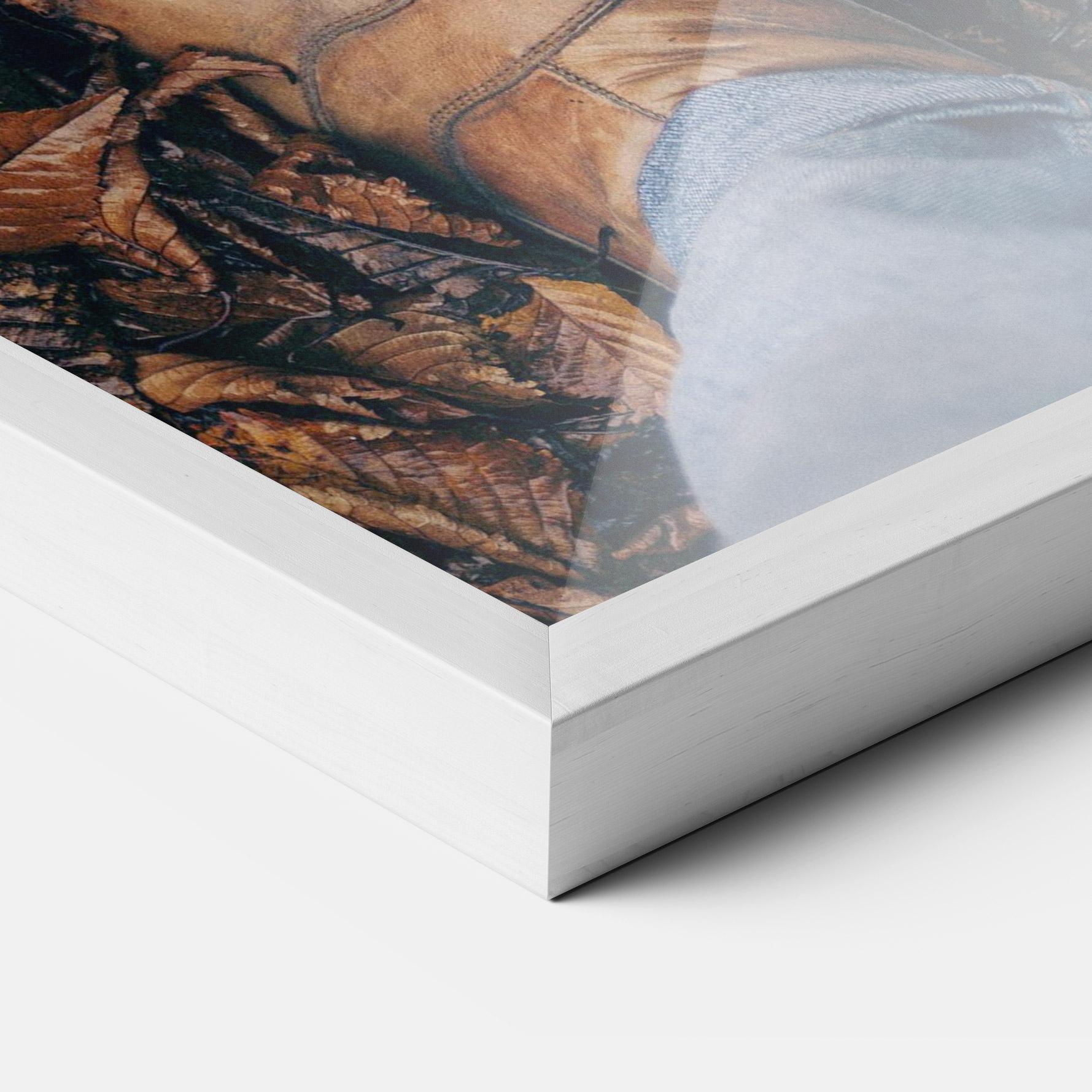 Gerahmte Poster Leaves After Rain mockup 3