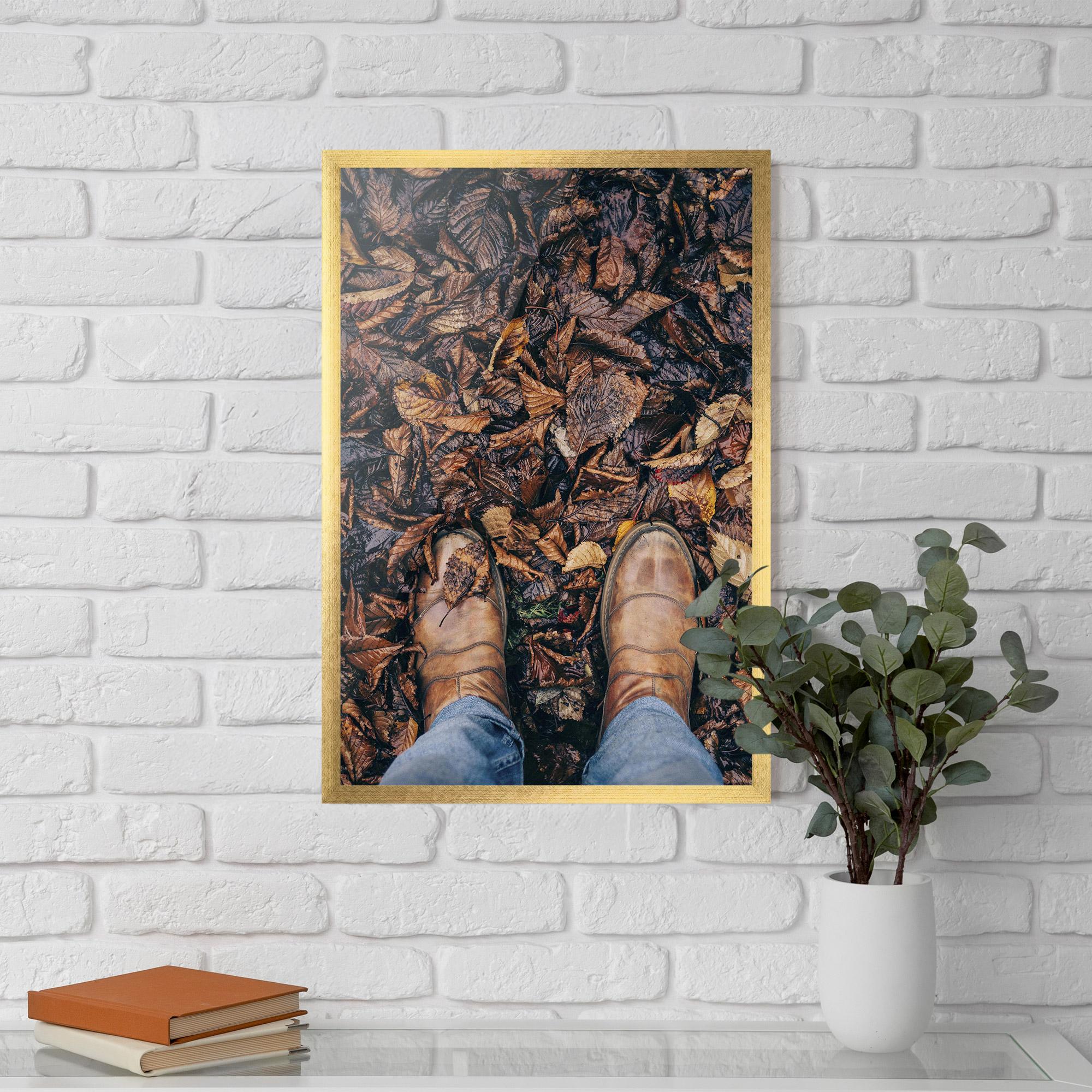 Gerahmte Poster Leaves After Rain mockup 5