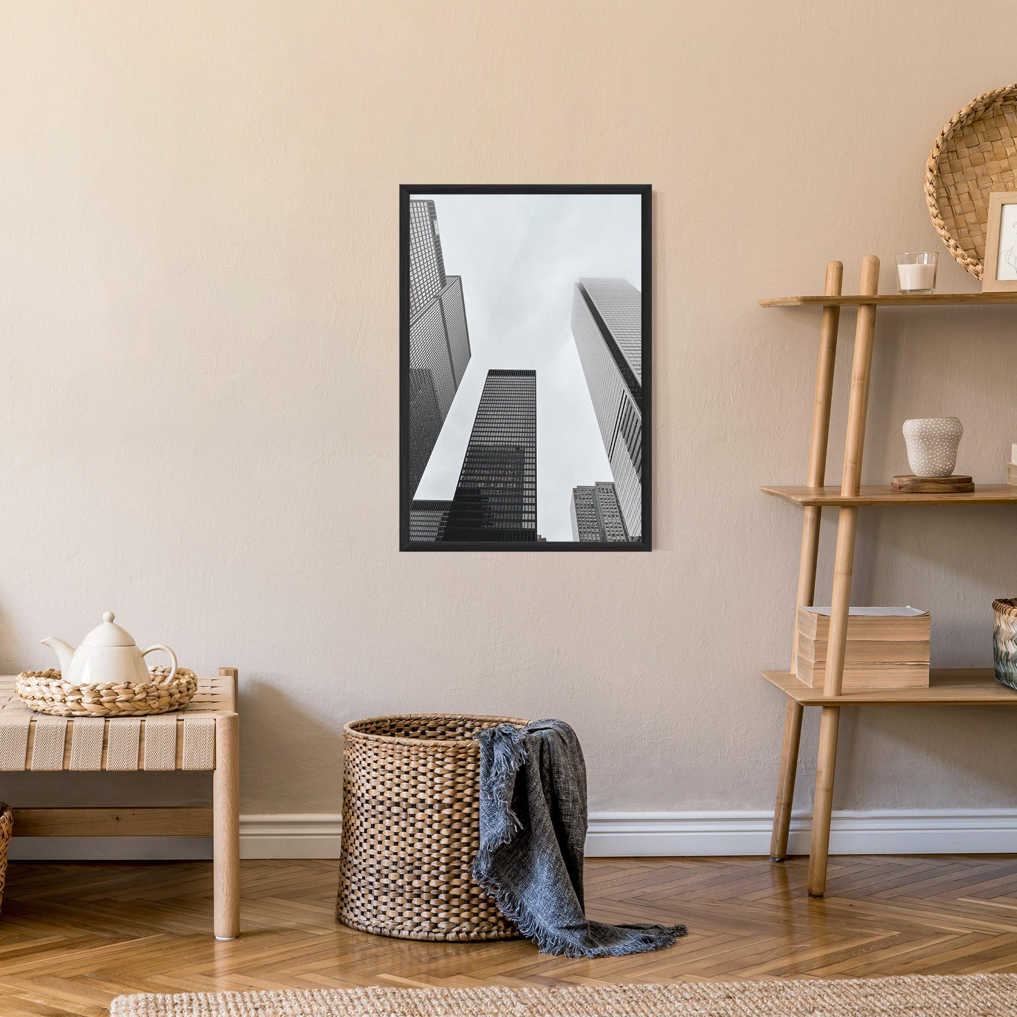 Gerahmte Poster Grey High Building mockup 9