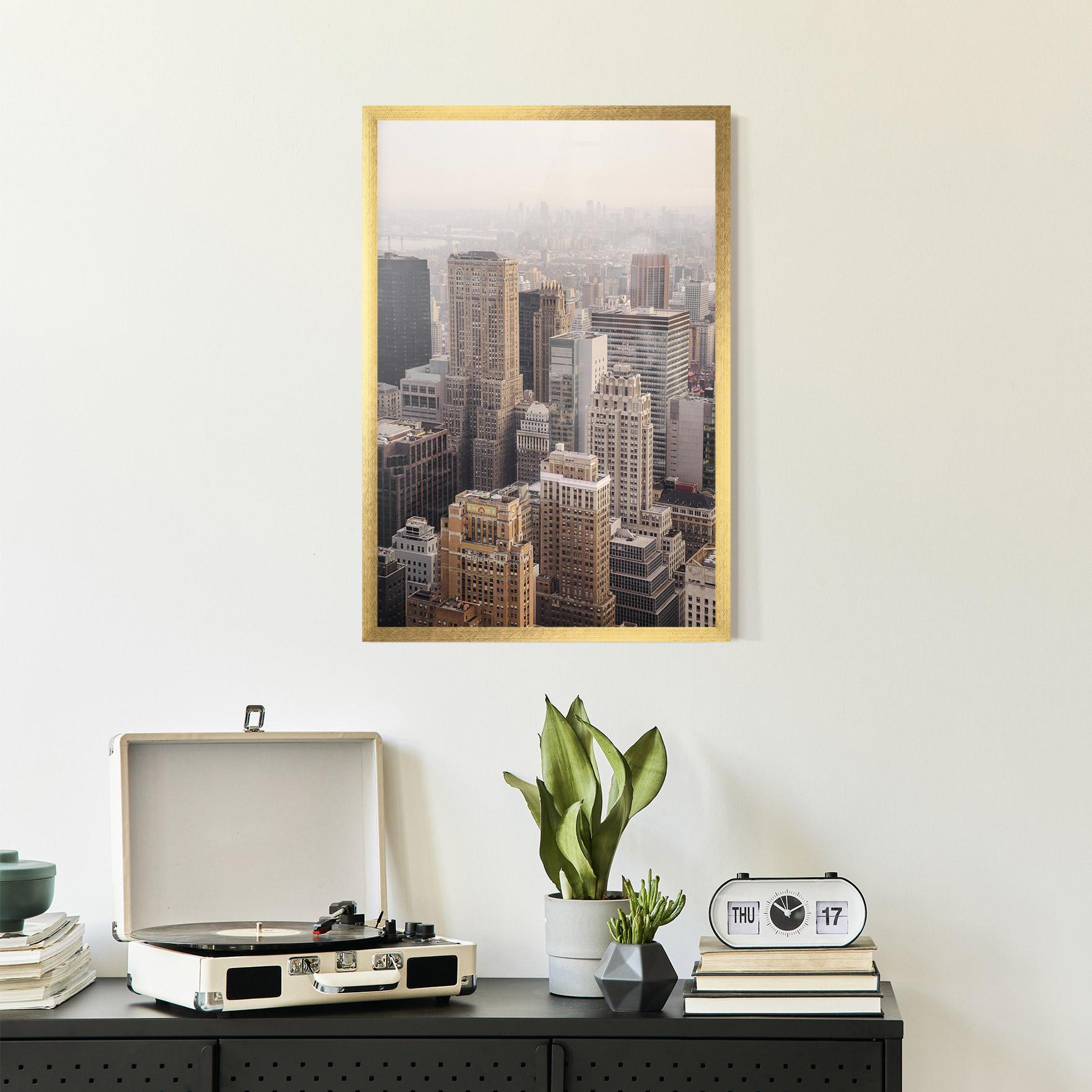 Gerahmte Poster Cream Tower mockup 2