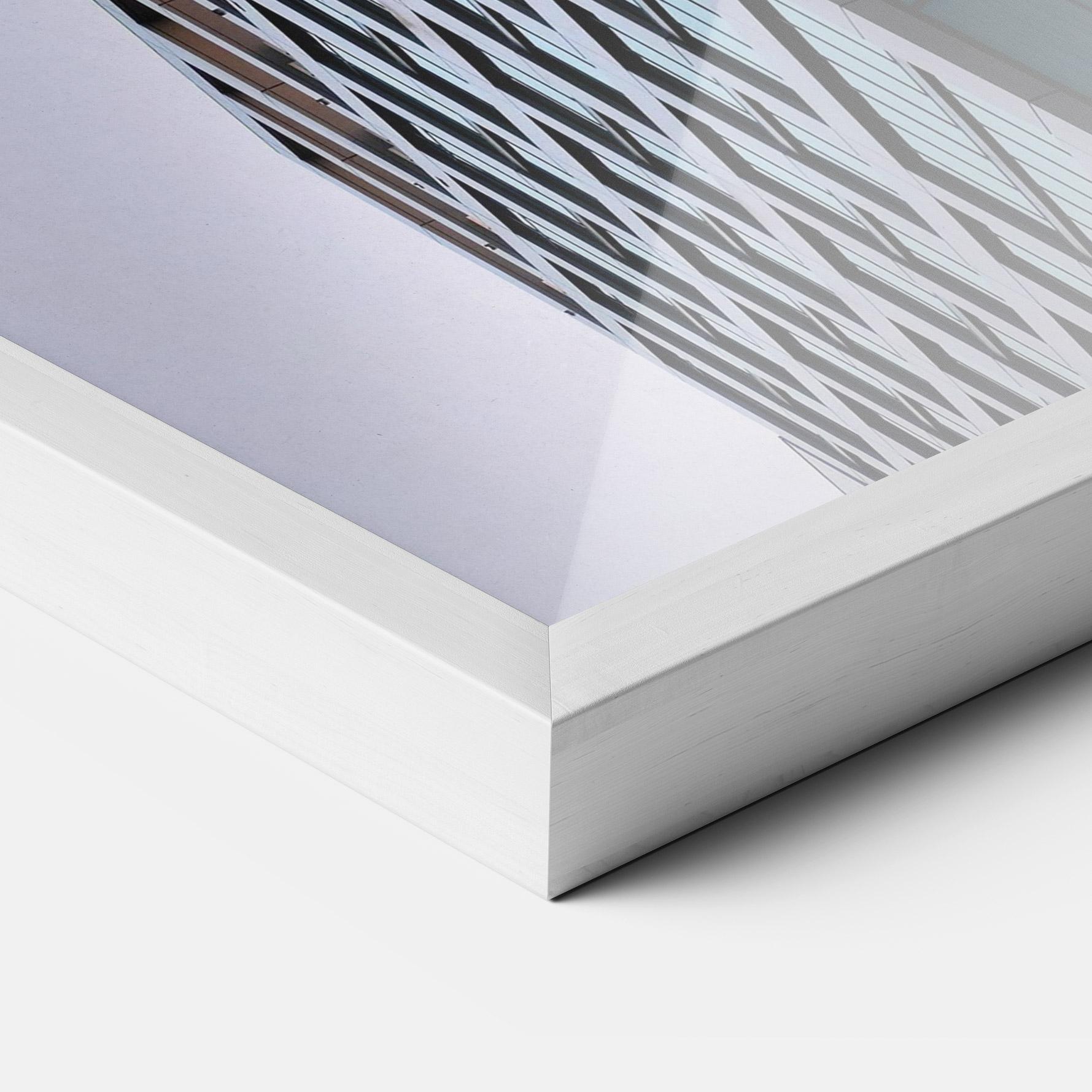 Gerahmte Poster Blue Glass Building mockup 3