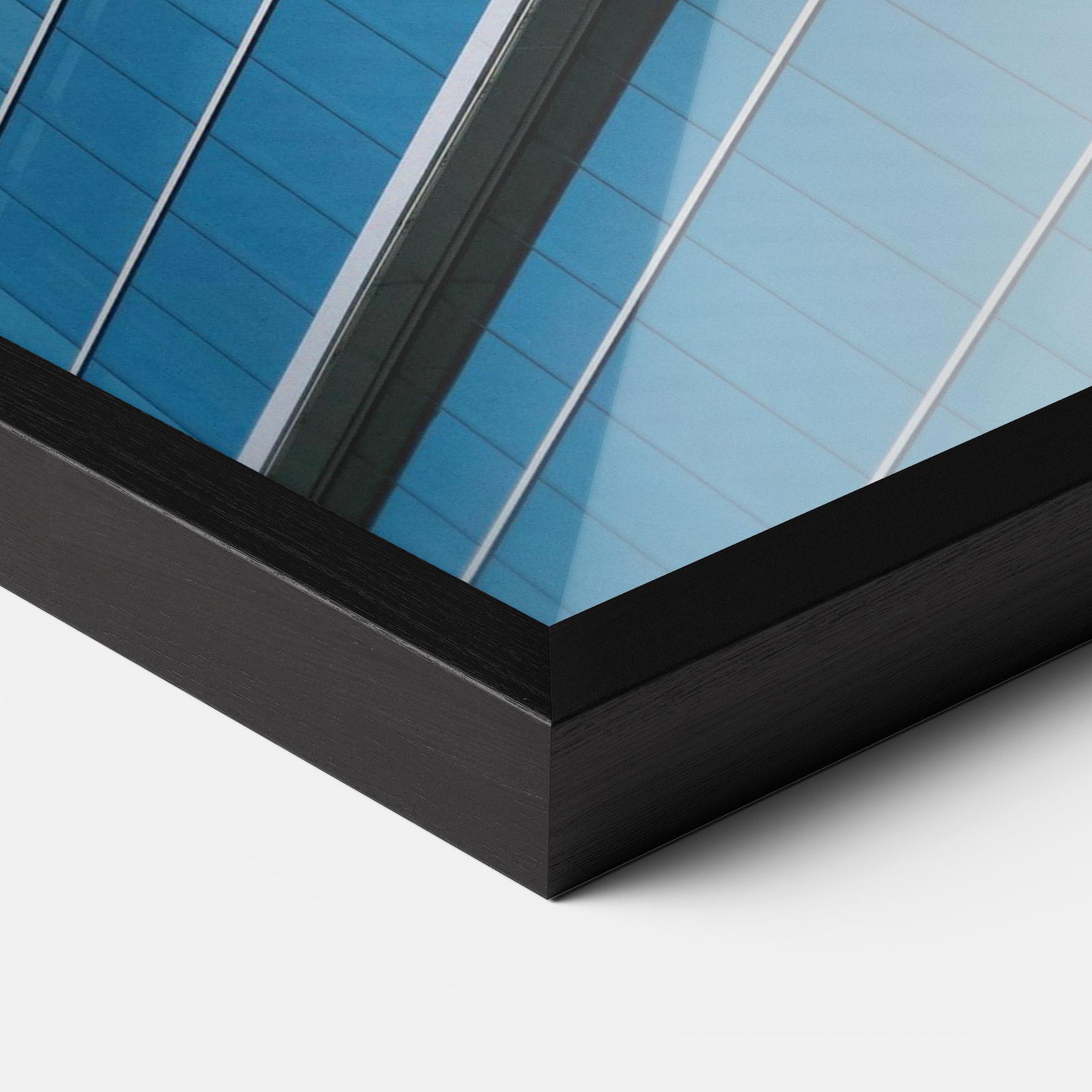 Gerahmte Poster Blue Glass Tower mockup 3