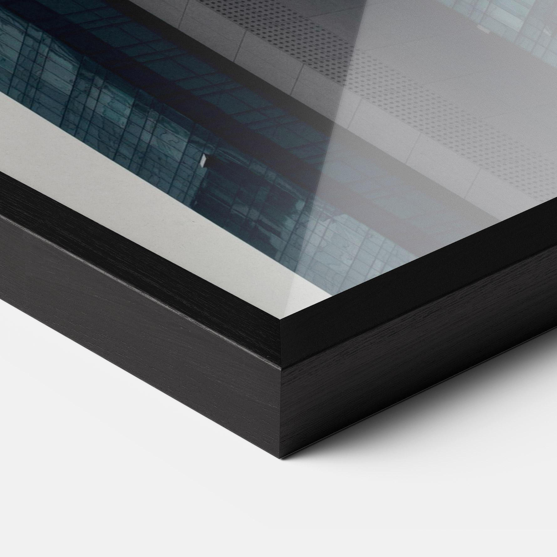 Gerahmte Poster Blue High Building mockup 3