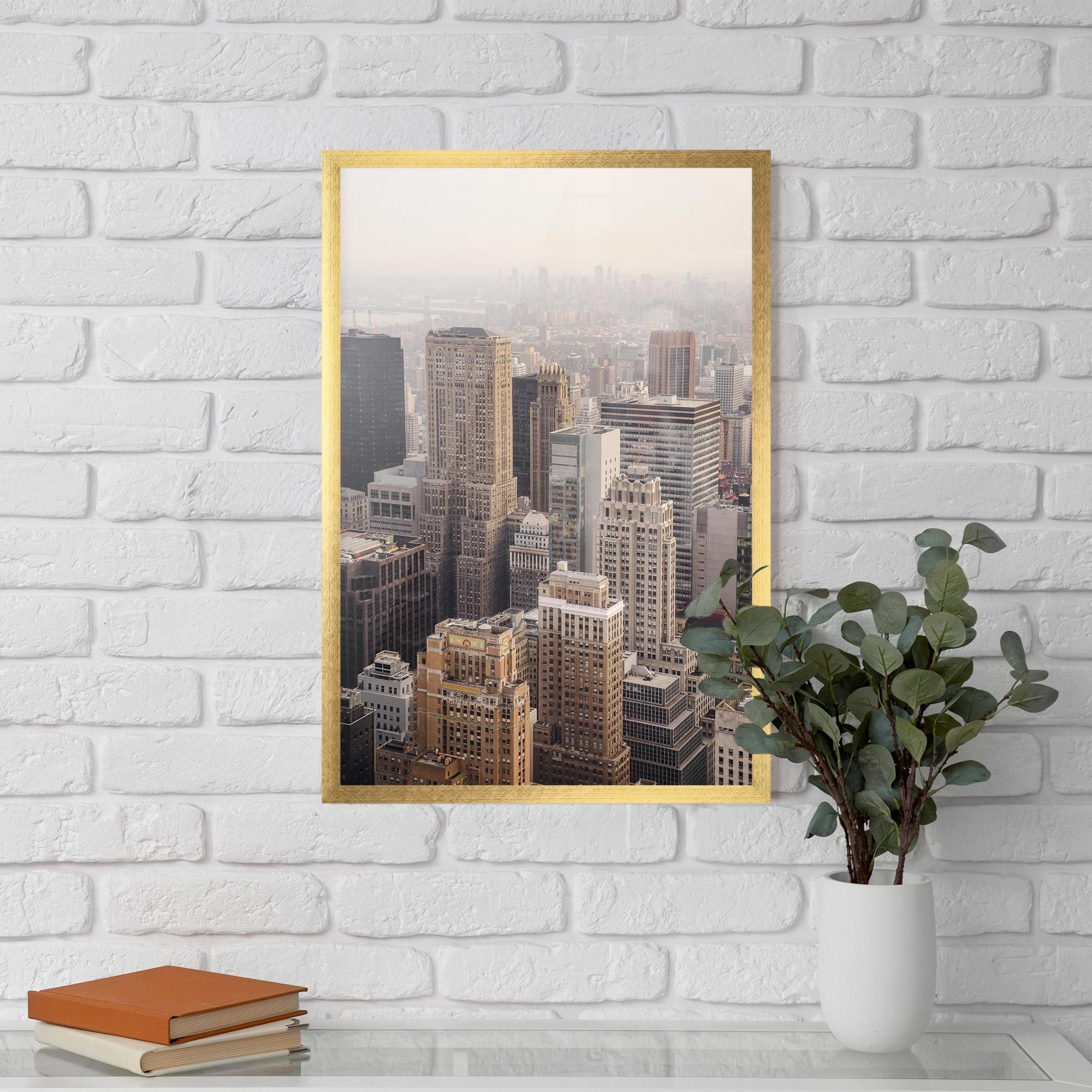 Gerahmte Poster Cream Tower mockup 5