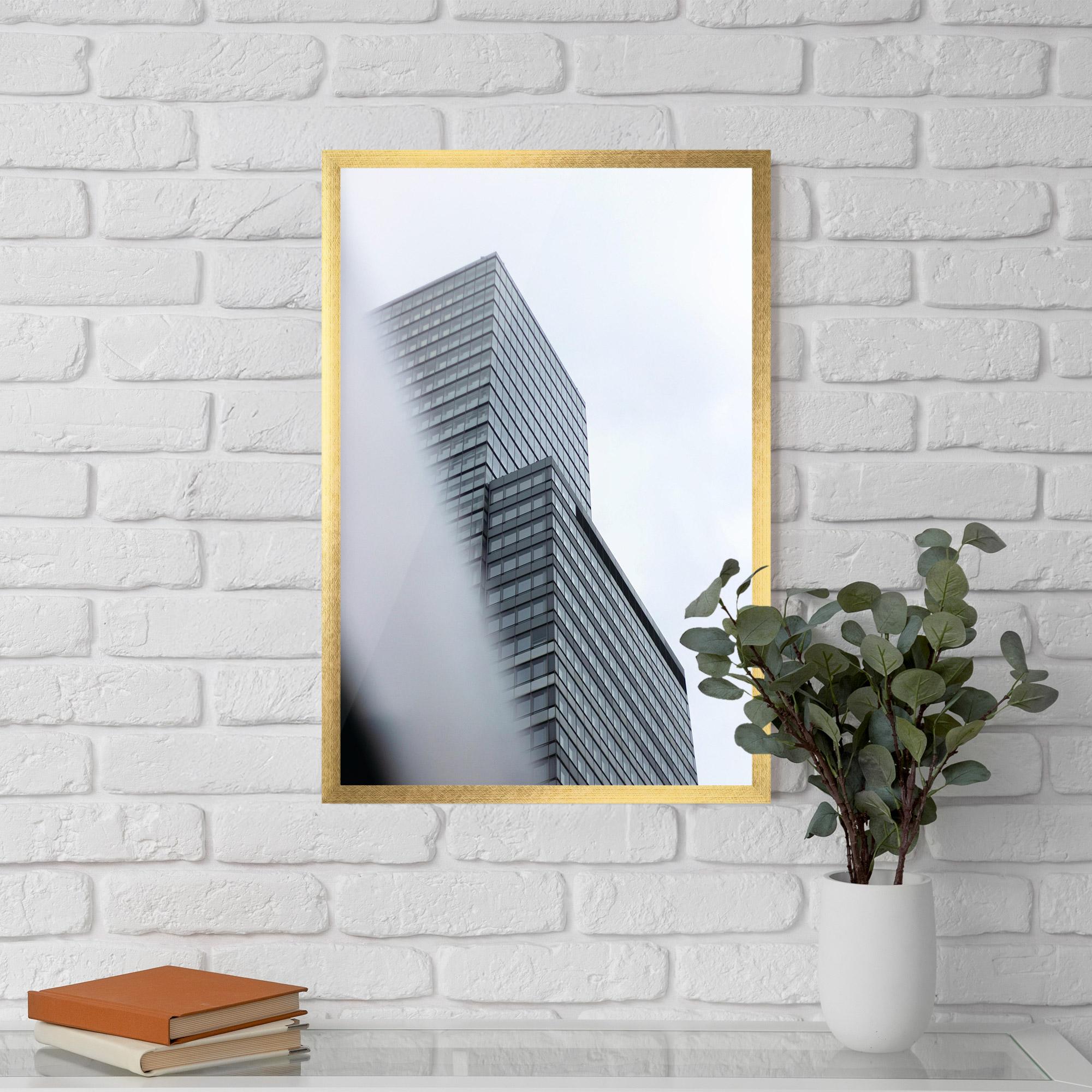 Gerahmte Poster Grey White Building mockup 5