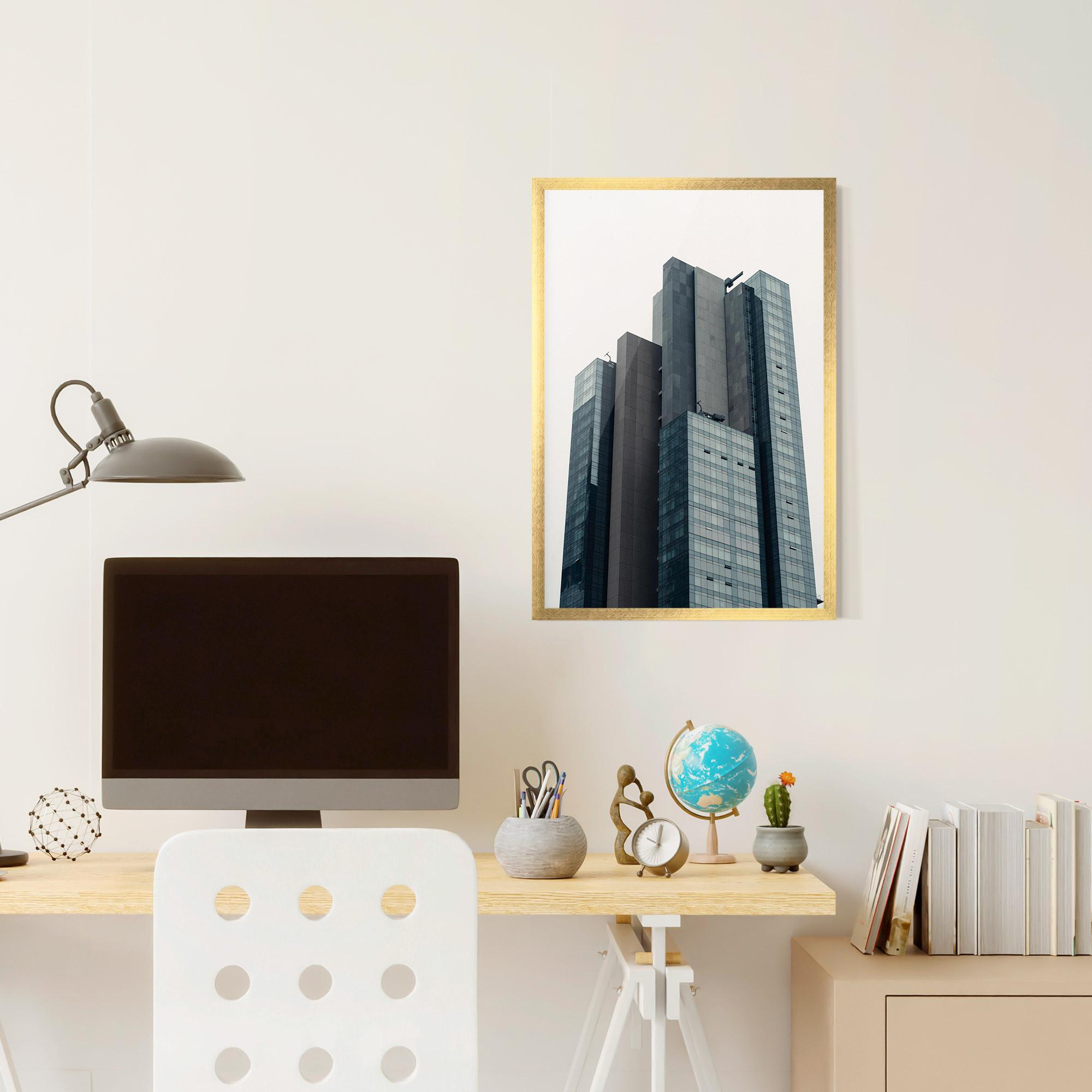 Gerahmte Poster Blue High Building mockup 6