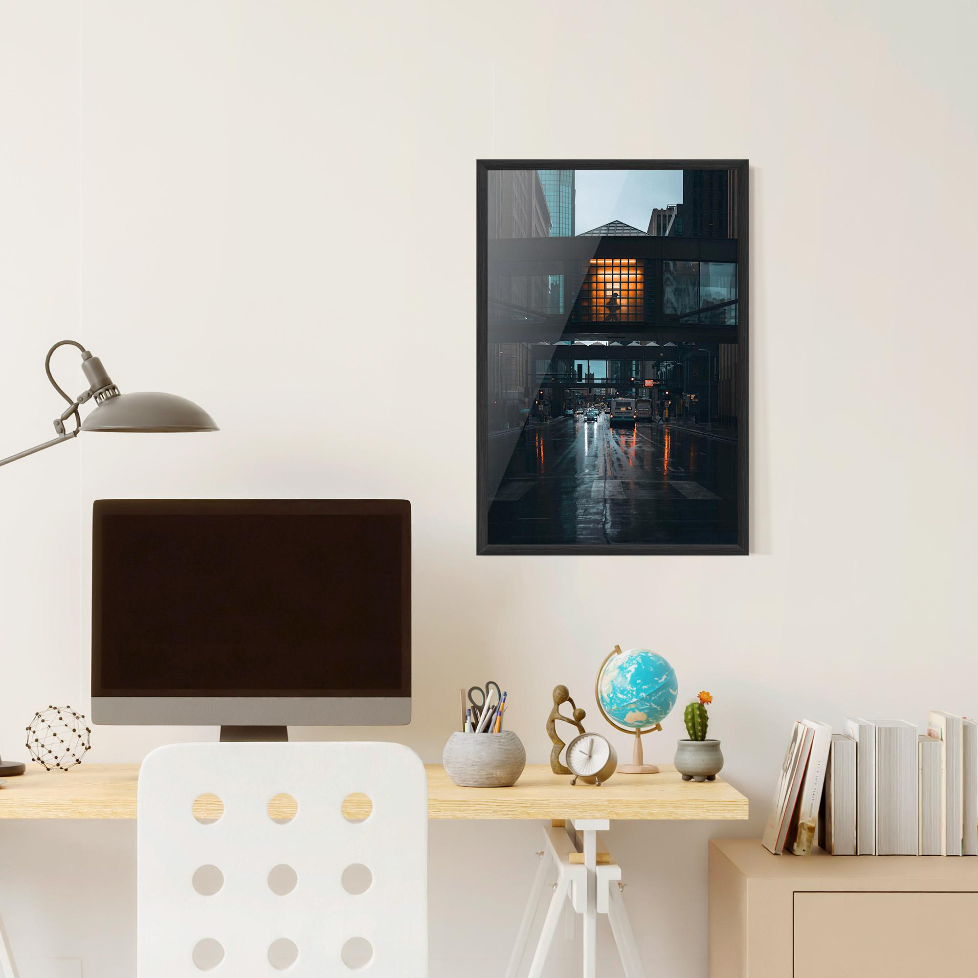 Gerahmte Poster Worm Light Building mockup 6