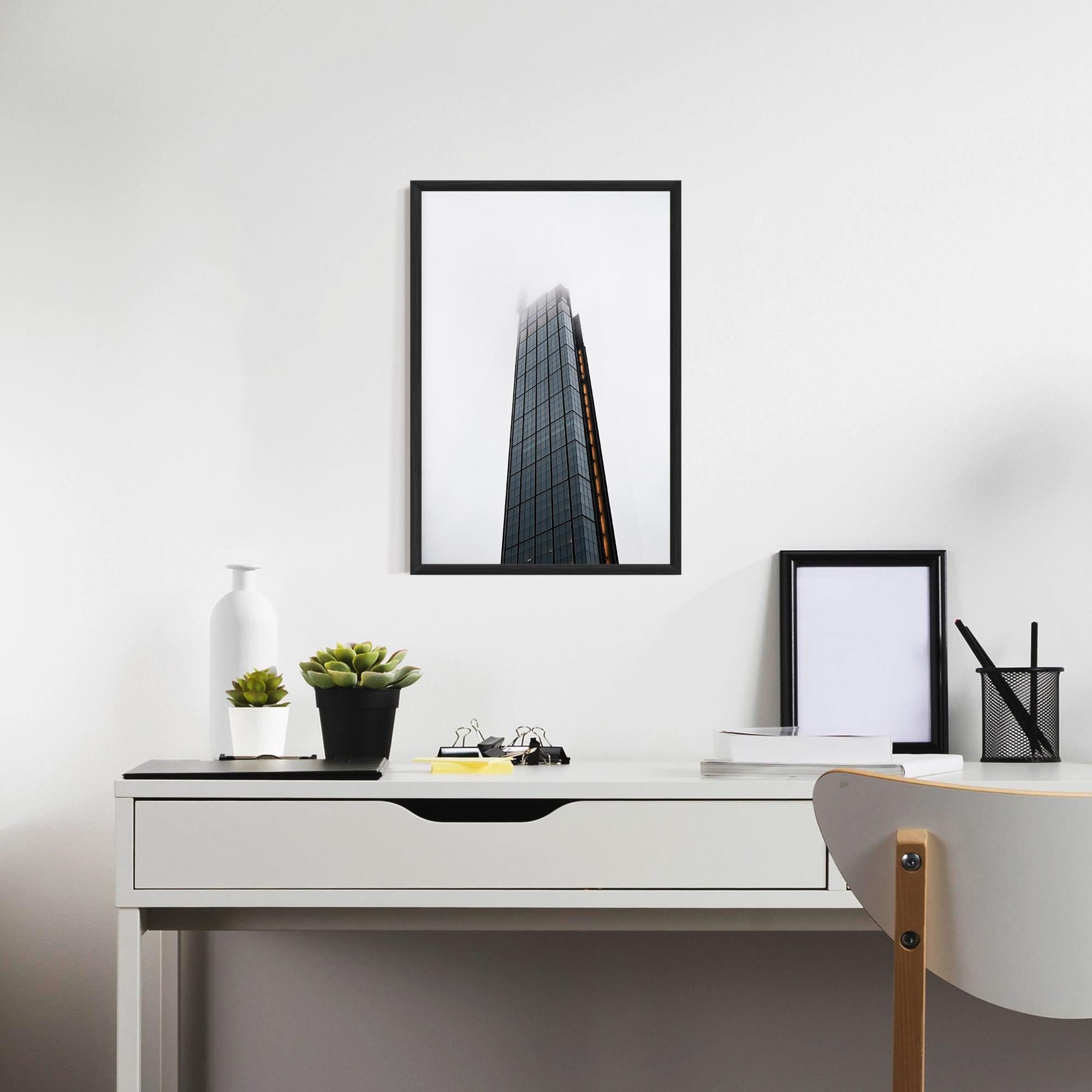 Gerahmte Poster Foggy High Building mockup 7