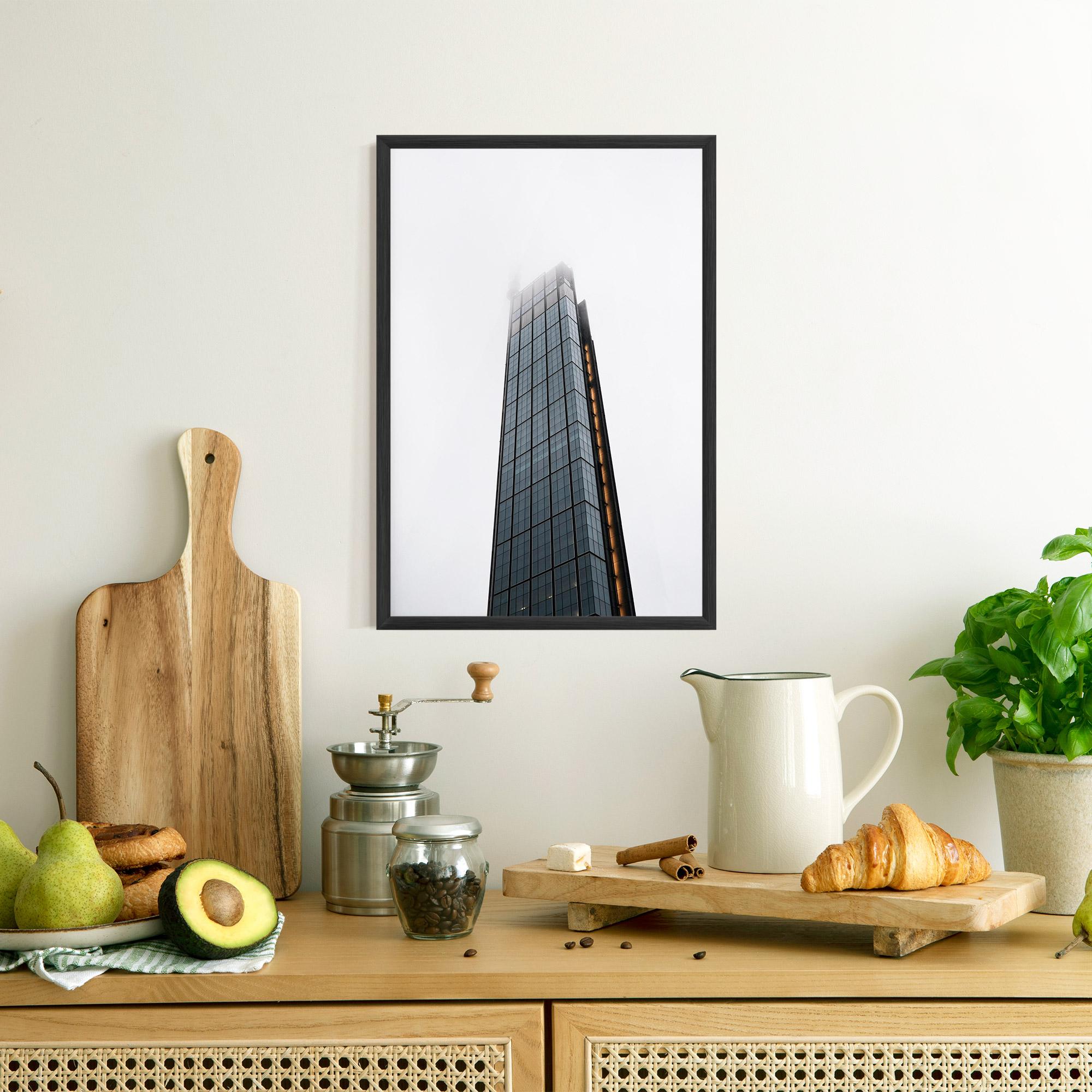 Gerahmte Poster Foggy High Building mockup 8