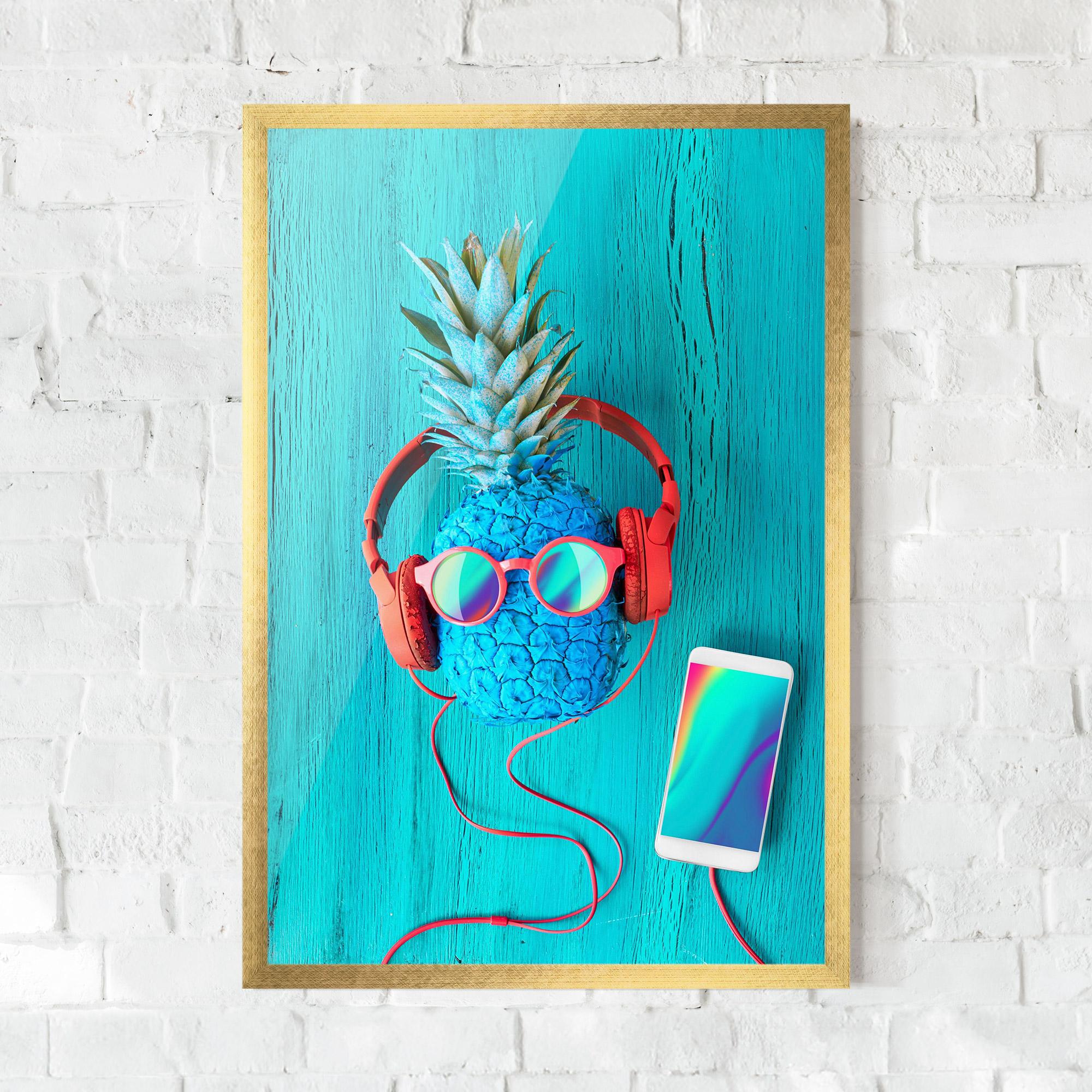 Gerahmte Poster Blue Pineapple mockup 0