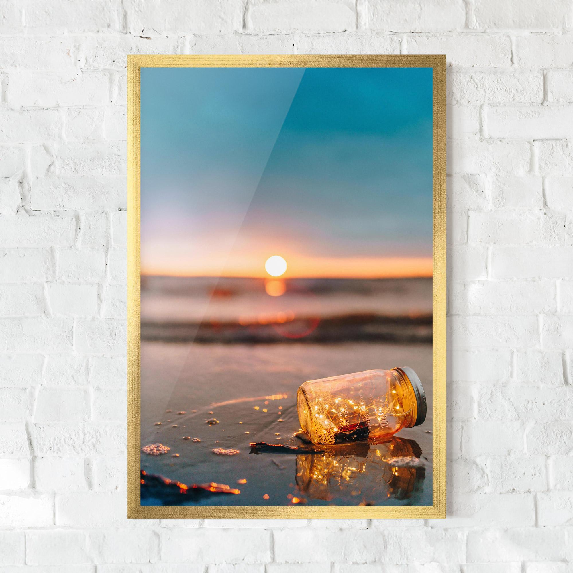 Gerahmte Poster Jar With Lights mockup 0