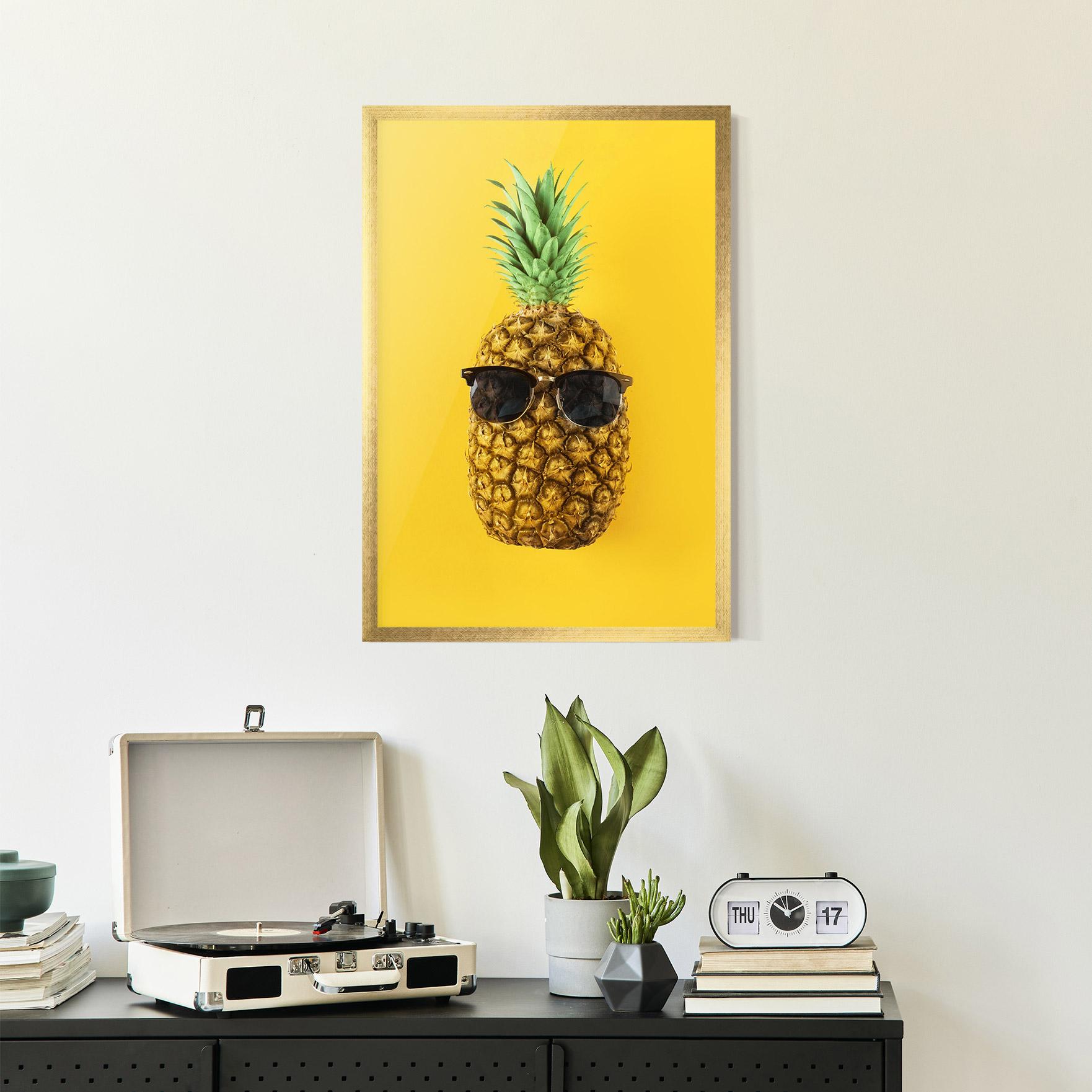 Gerahmte Poster Fresh Pineapple mockup 2