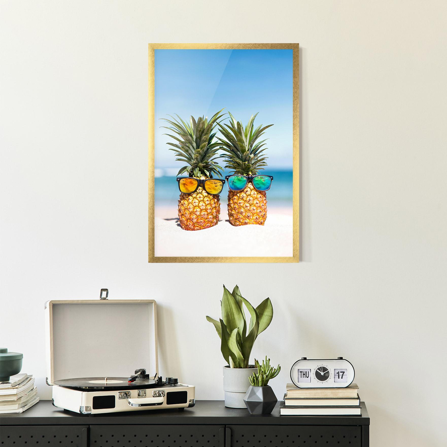 Gerahmte Poster Trendy Sunglasses mockup 2