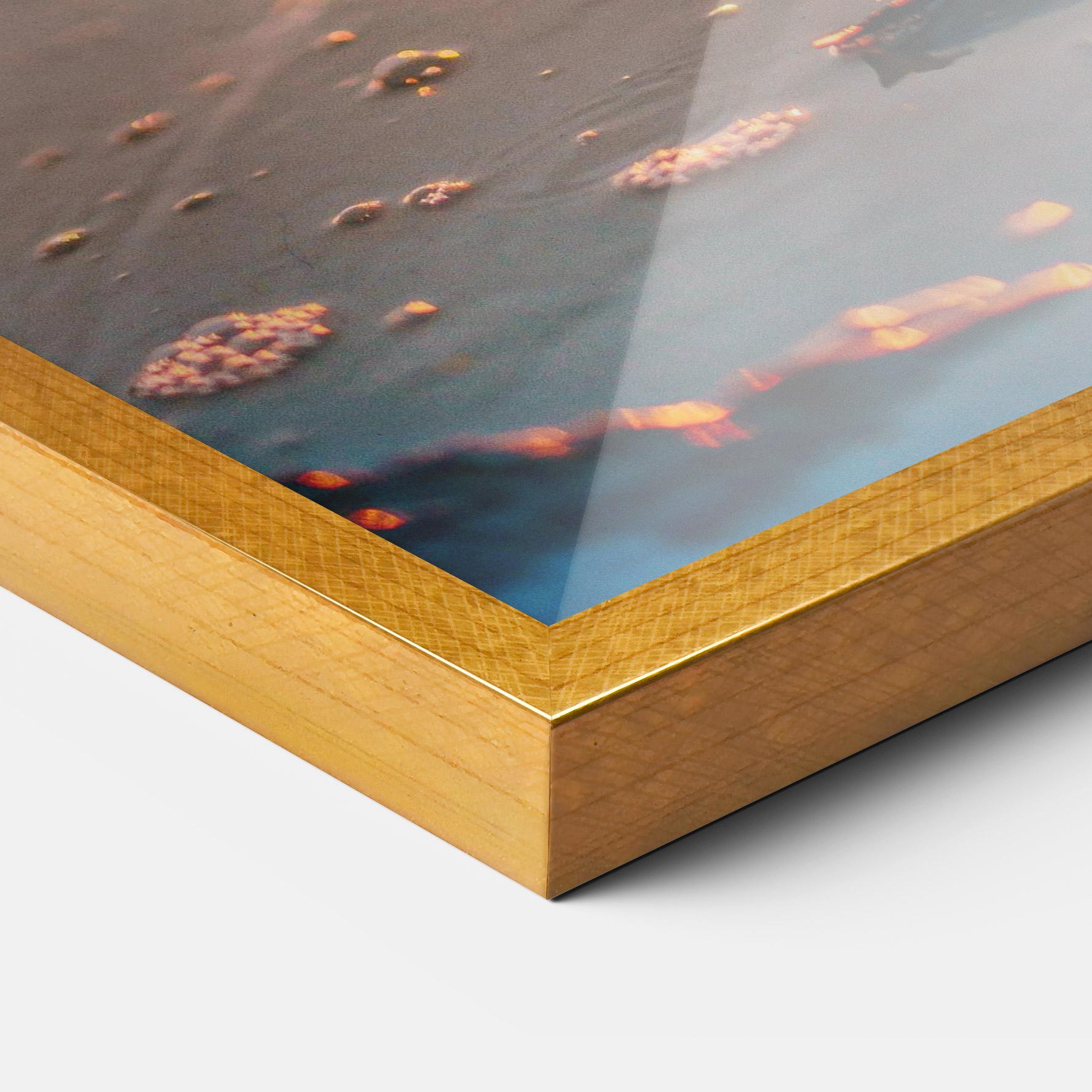 Gerahmte Poster Jar With Lights mockup 3