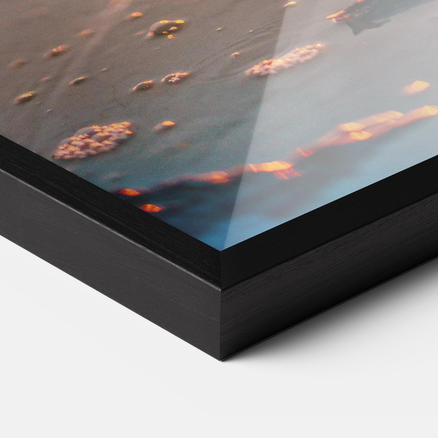 Gerahmte Poster Jar With Lights mockup 3