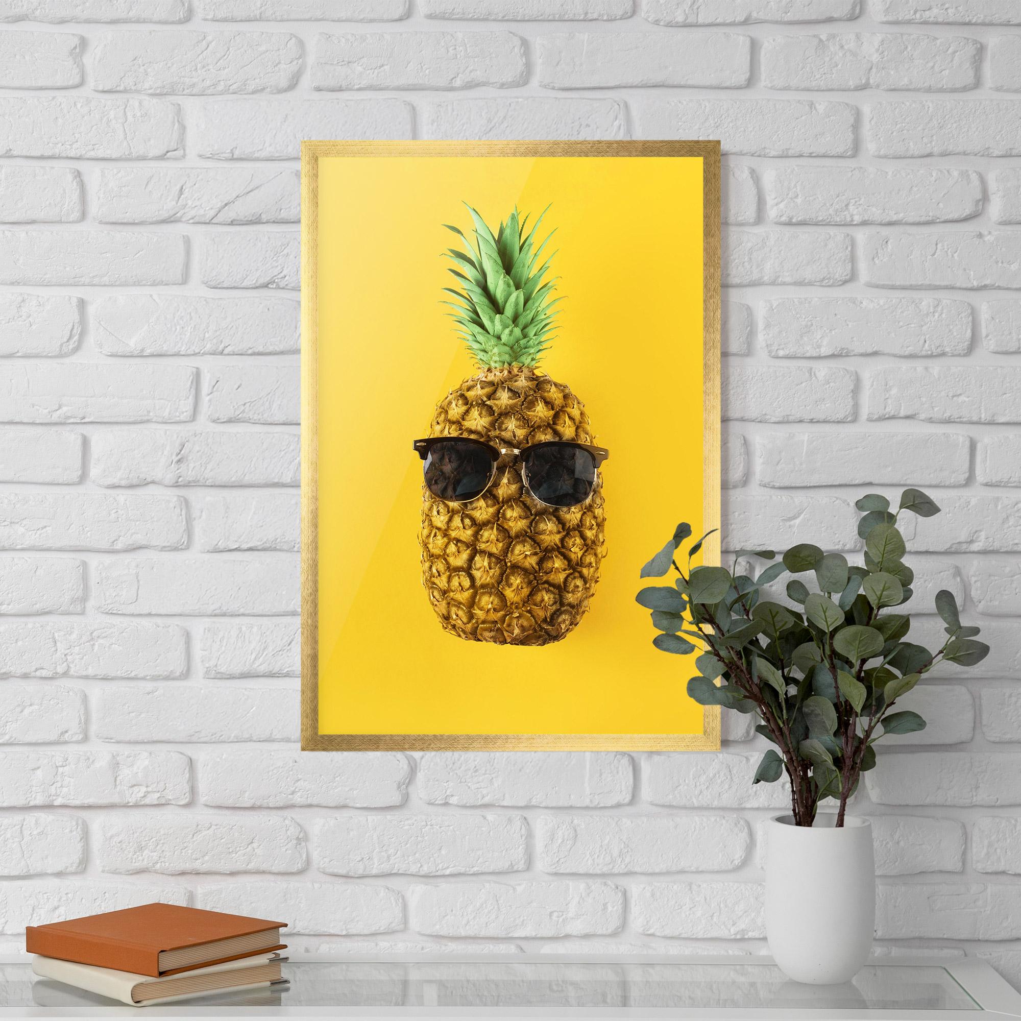 Gerahmte Poster Fresh Pineapple mockup 5