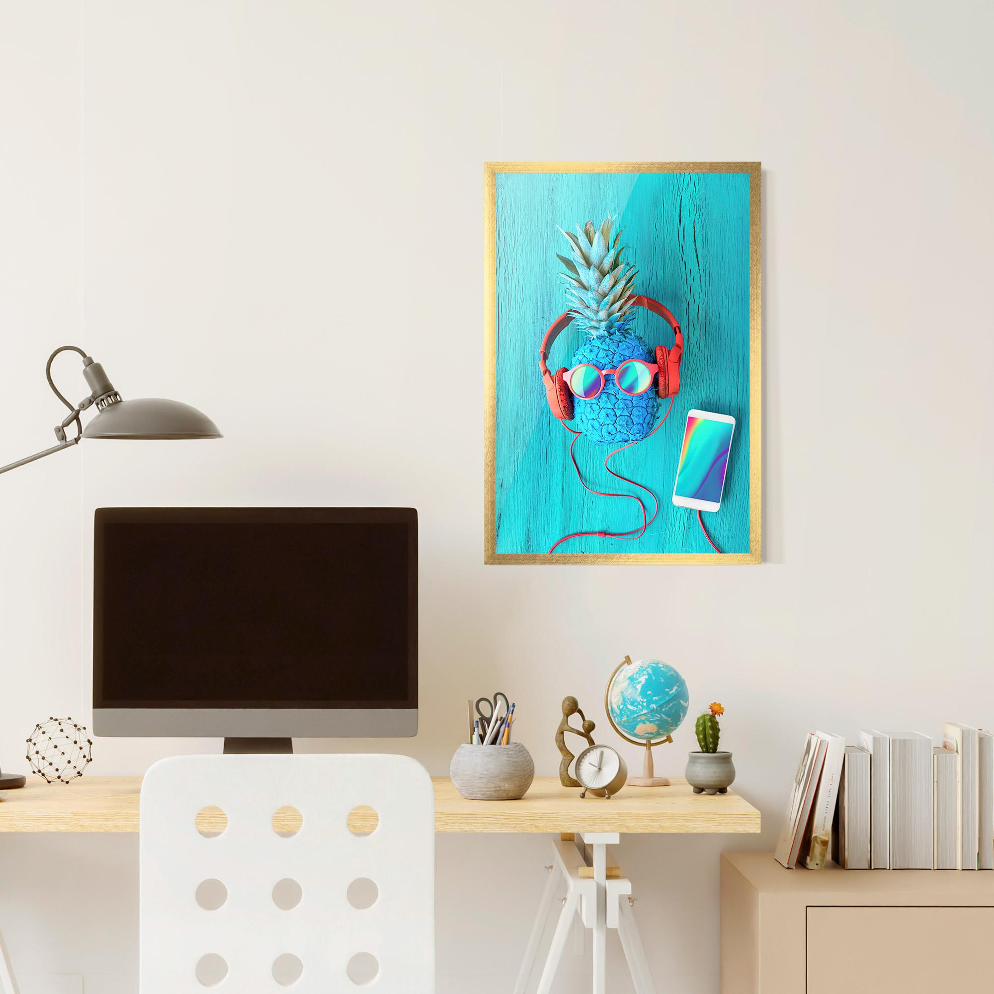 Gerahmte Poster Blue Pineapple mockup 6