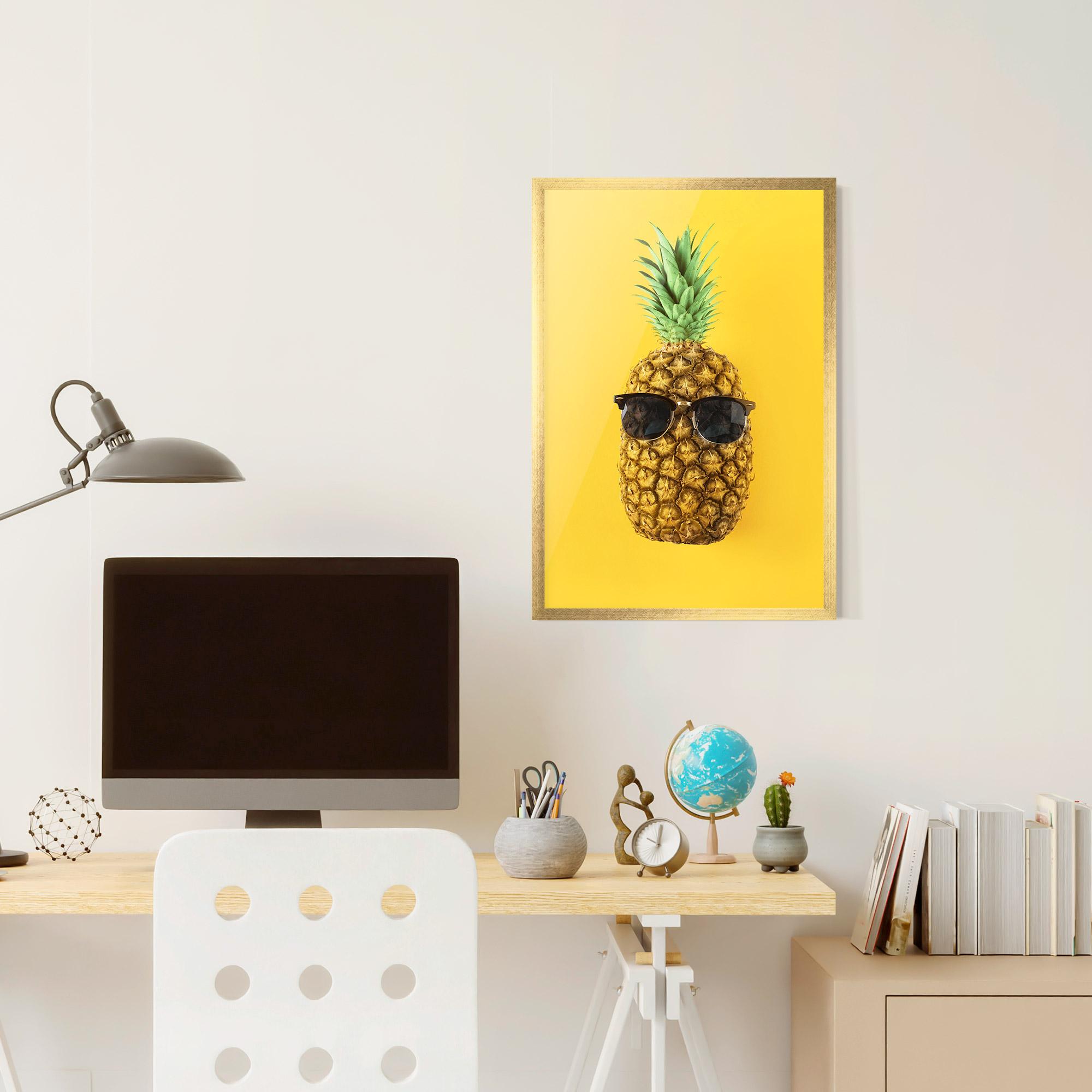 Gerahmte Poster Fresh Pineapple mockup 6