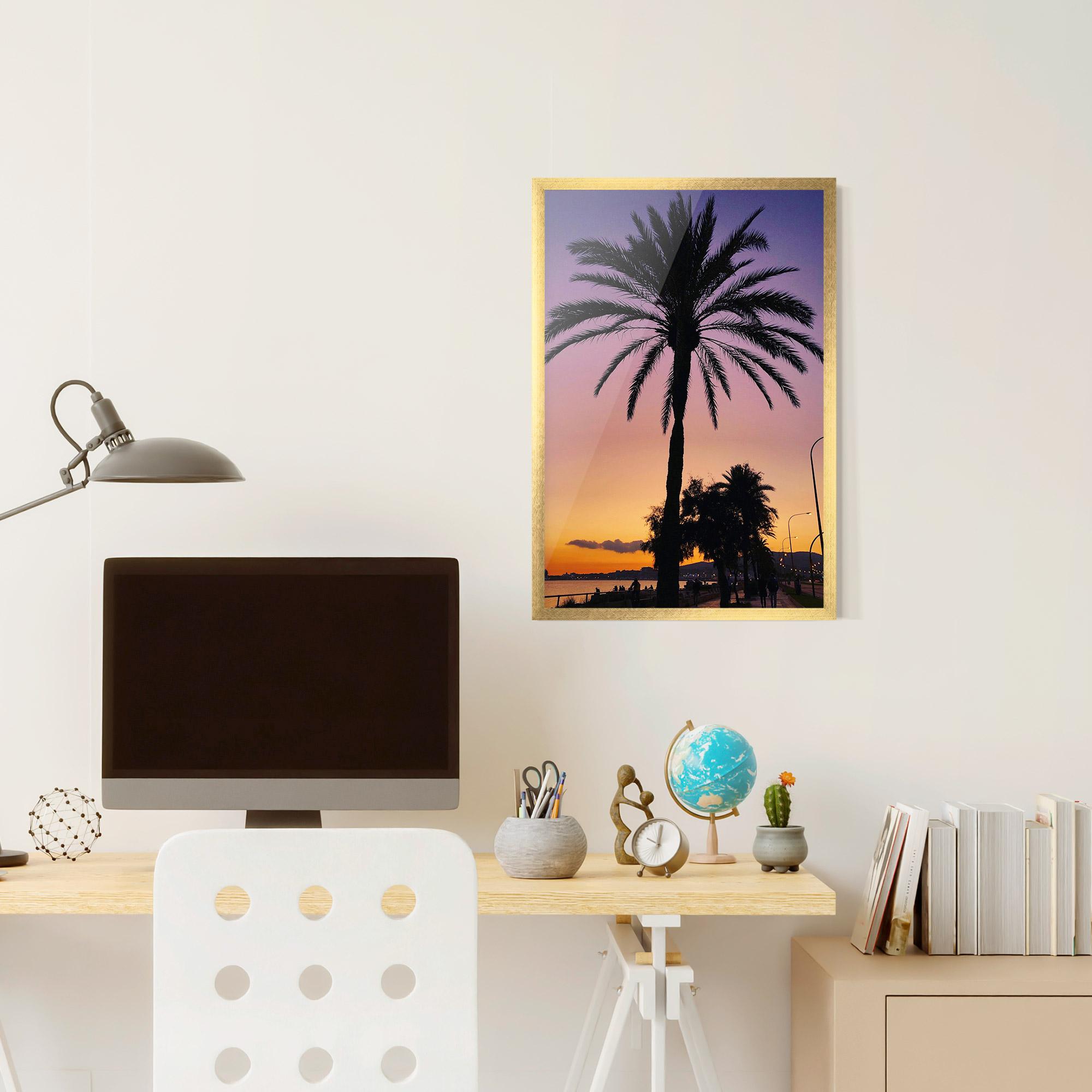 Gerahmte Poster Purple Palm mockup 6