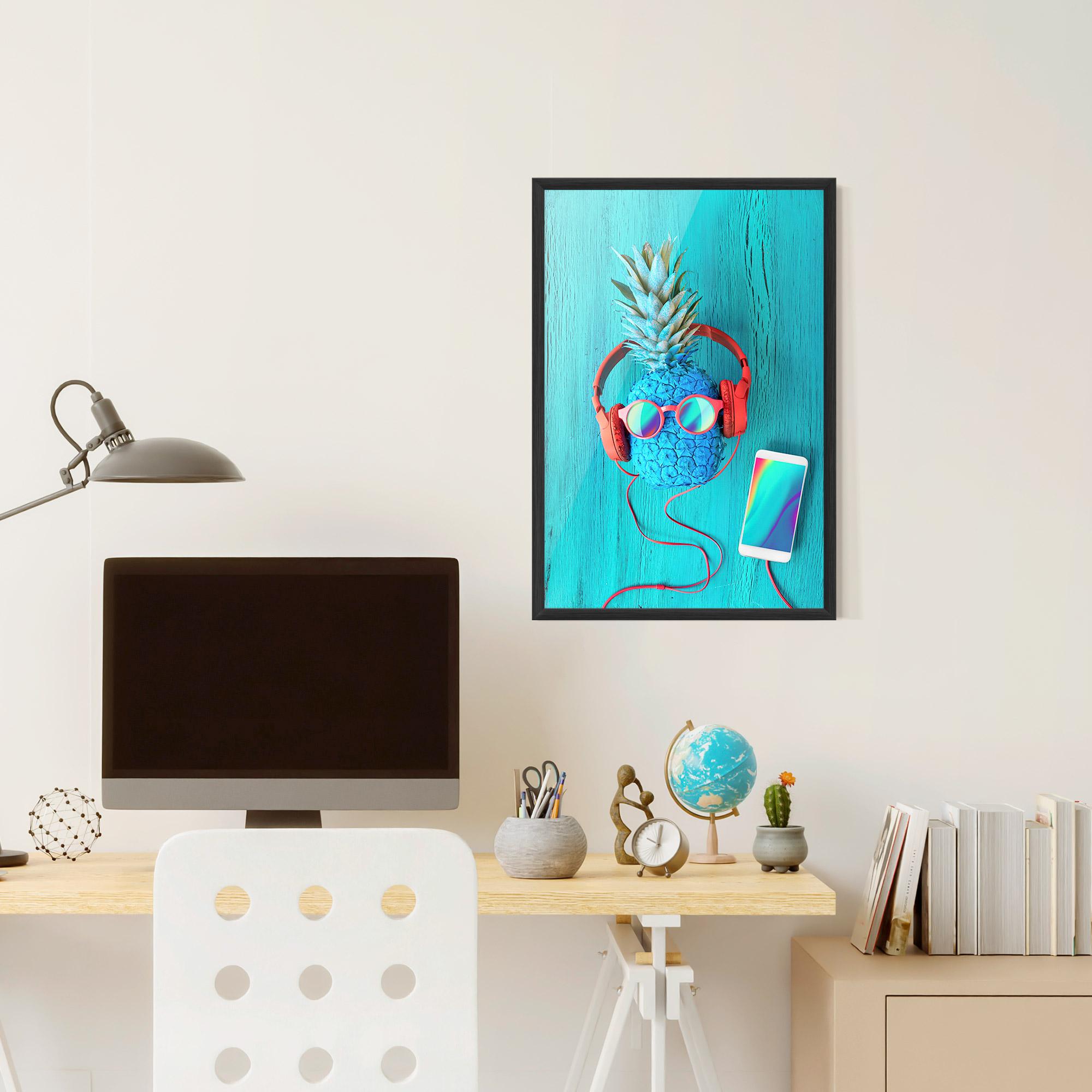 Gerahmte Poster Blue Pineapple mockup 6