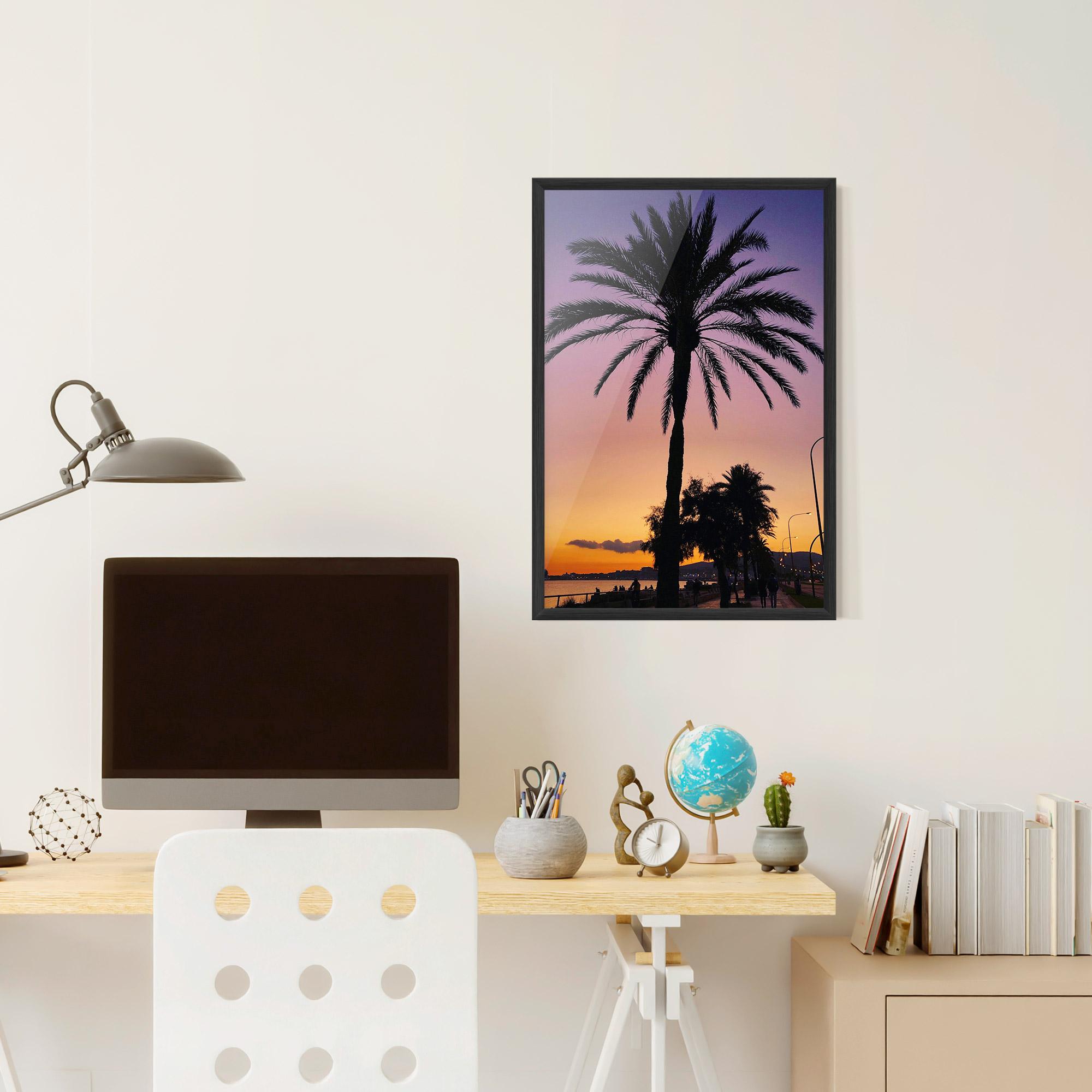 Gerahmte Poster Purple Palm mockup 6