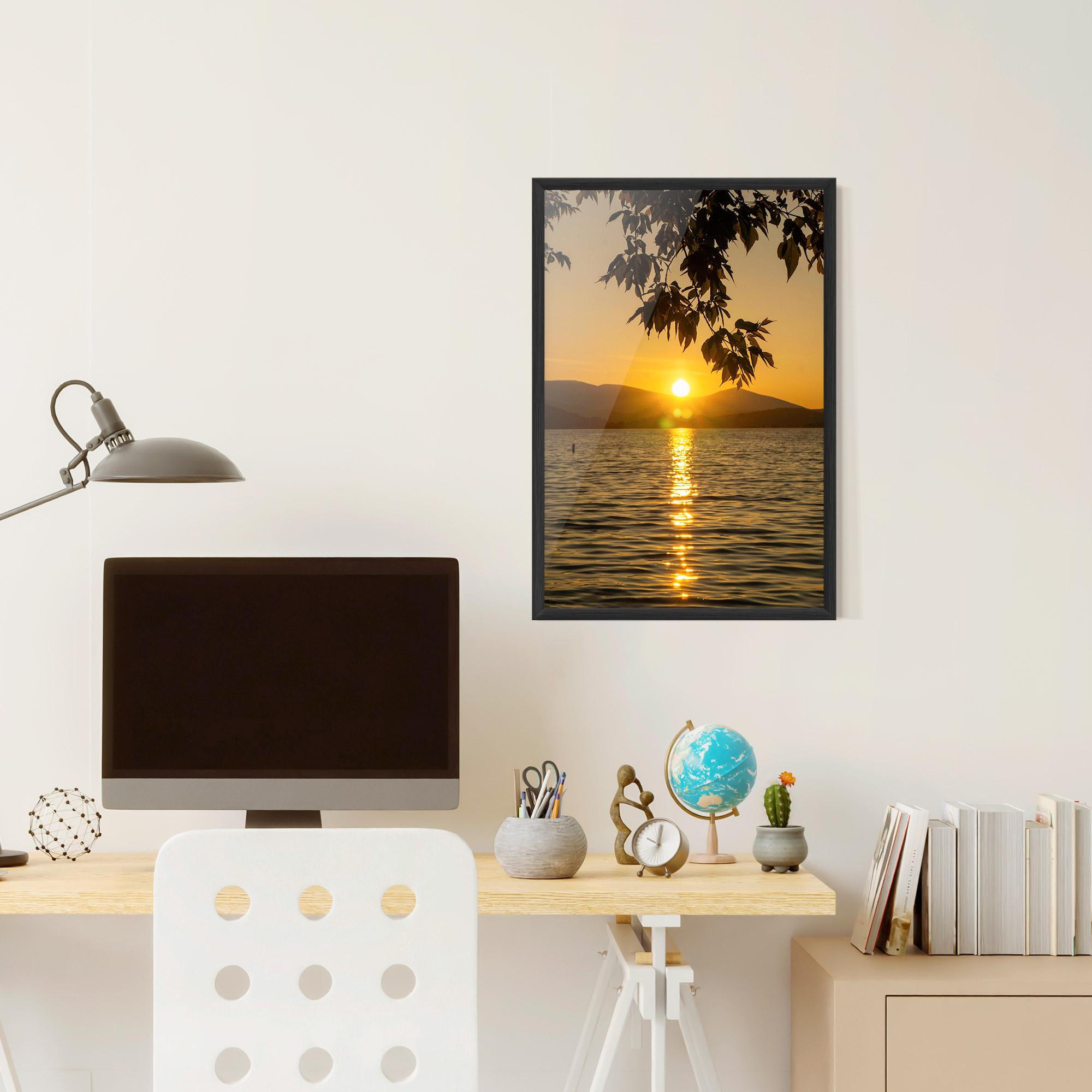 Gerahmte Poster Yellow Sunrise mockup 6