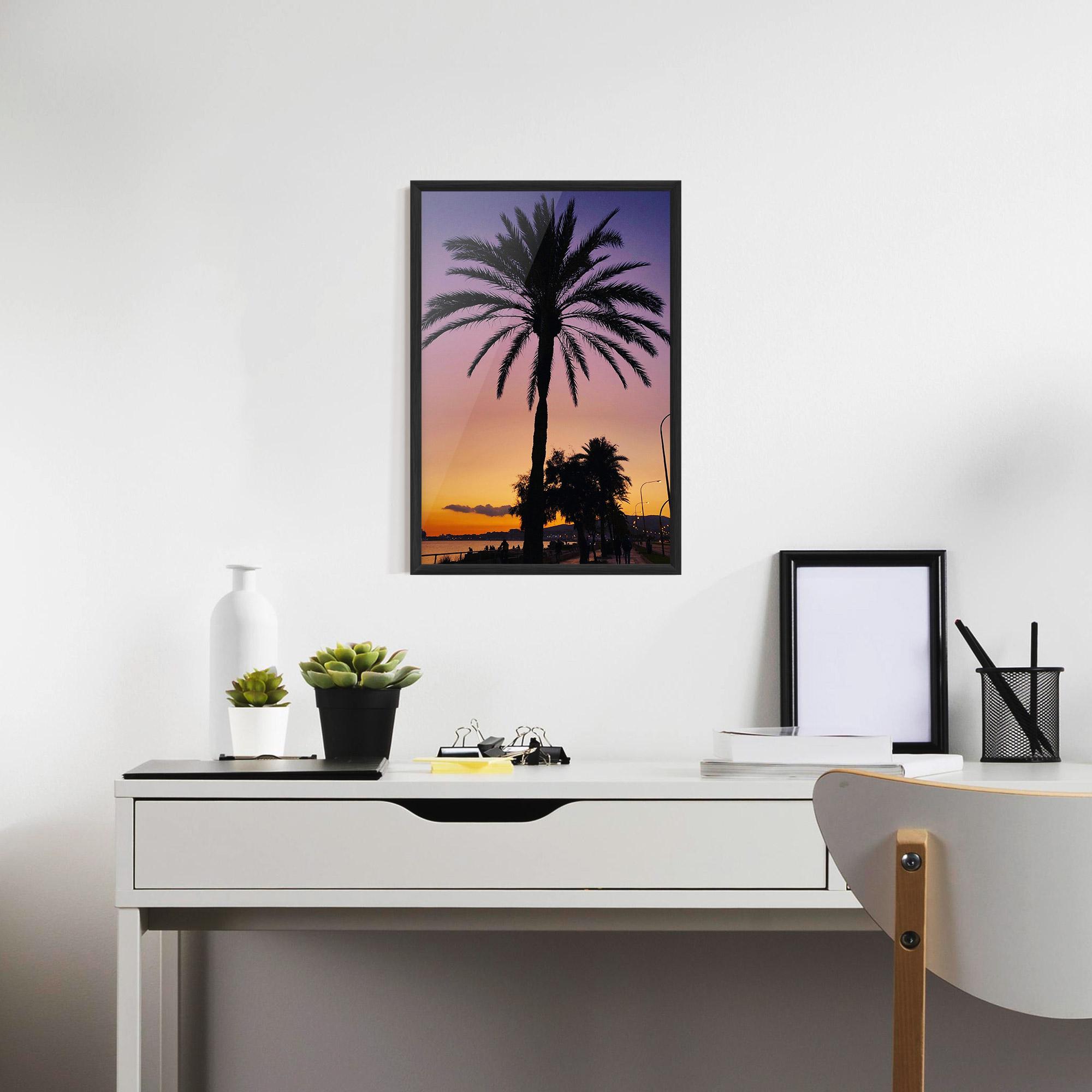 Gerahmte Poster Purple Palm mockup 7