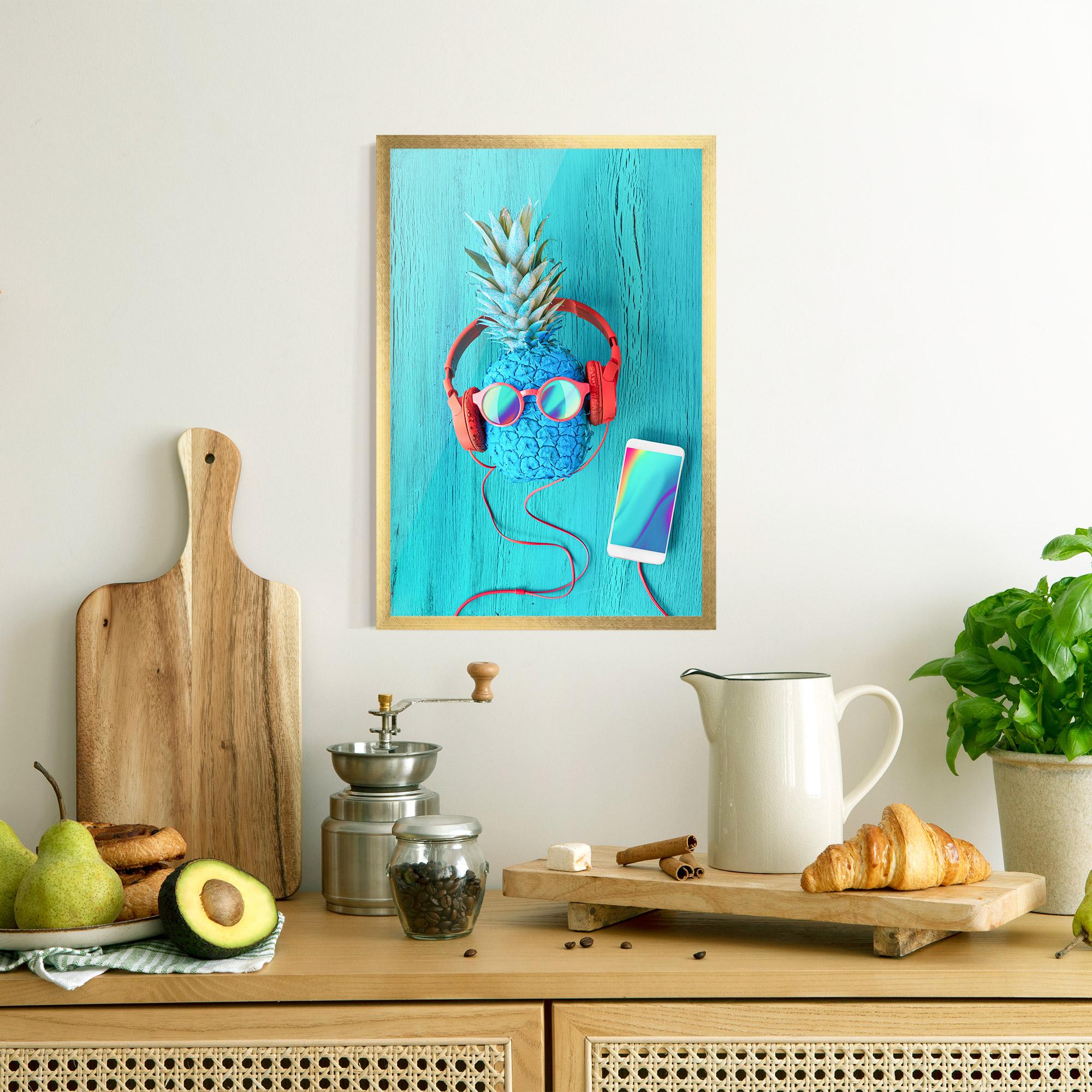 Gerahmte Poster Blue Pineapple mockup 8